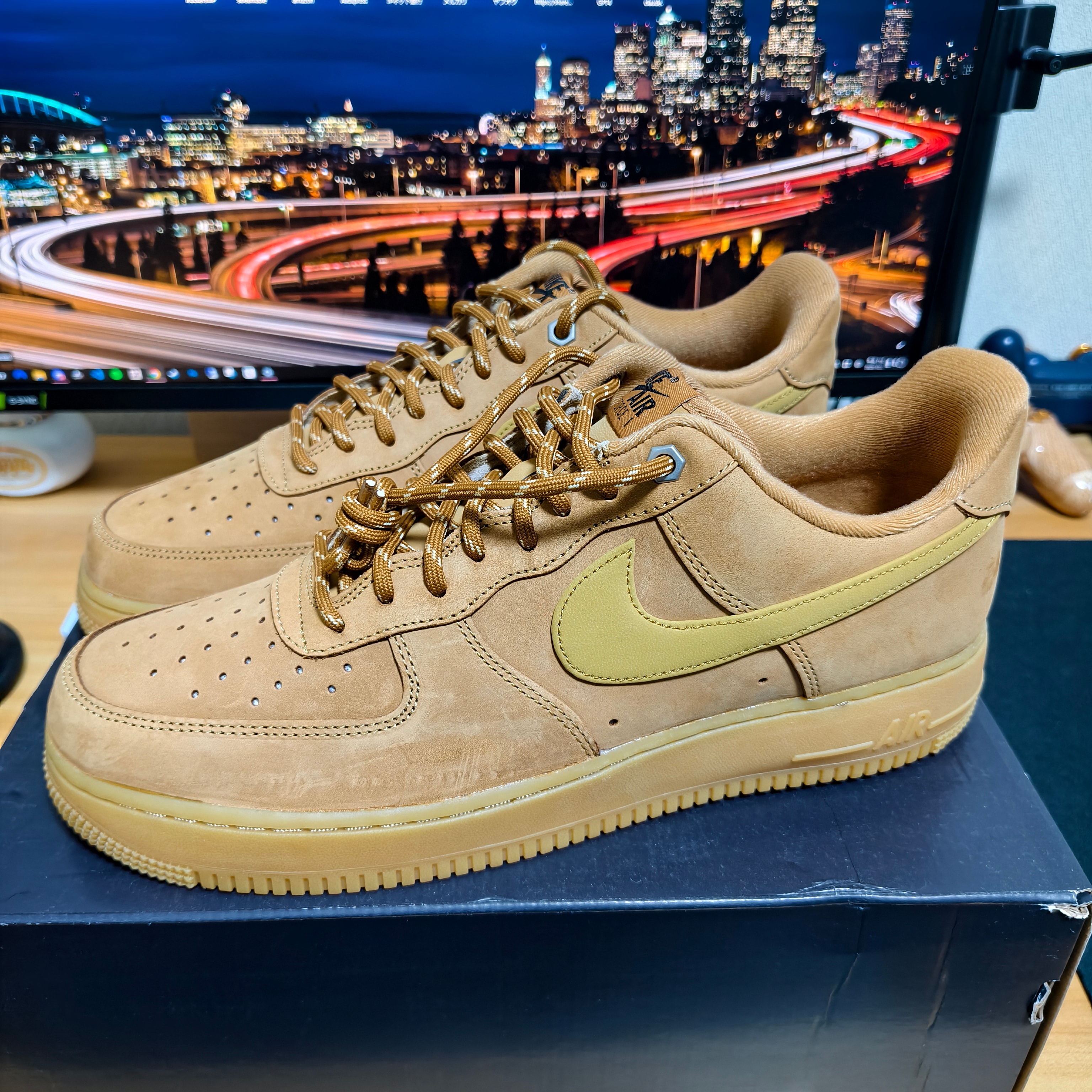 ナイキ エアフォース1 ロー '07 WB "フラックス/ウィート"