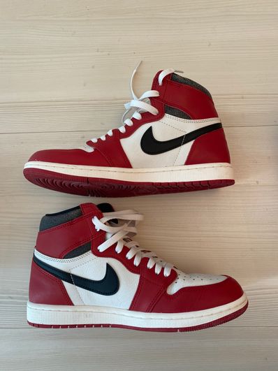 Nike Air Jordan 1 High OG "Lost & Found/Chicago"