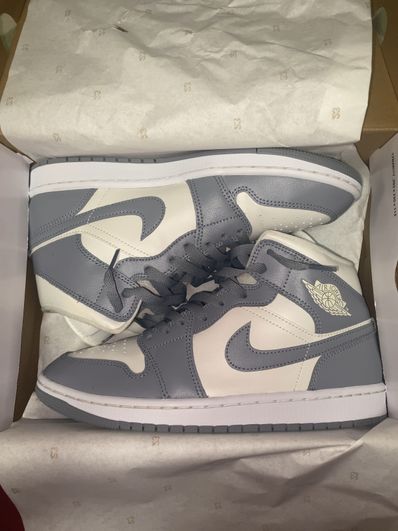 Nike Women's Air Jordan 1 Mid "Grey/Sail"