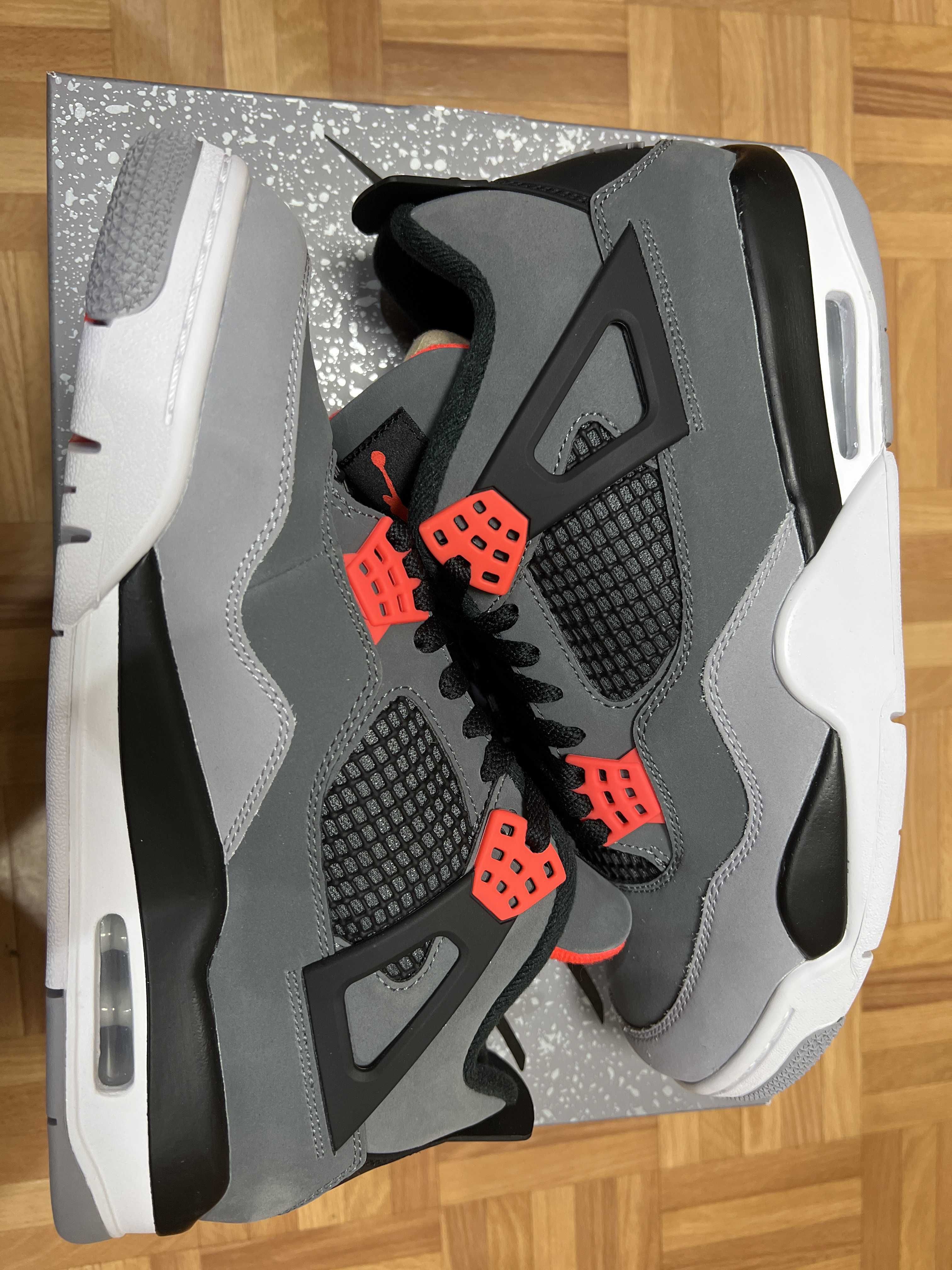 Nike Air Jordan 4 Retro "Infrared 23"