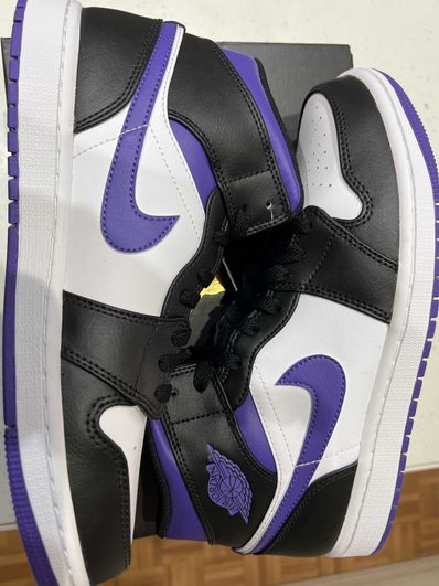 Nike Air Jordan 1 Mid "Black/Court Purple"