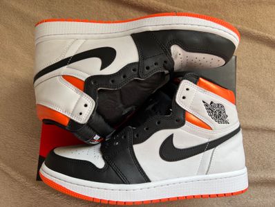 Nike Air Jordan 1 Retro High OG "Electro Orange"