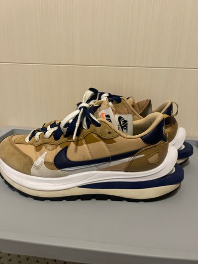 Sacai × Nike Vapor Waffle "Sesame And Blue Void"