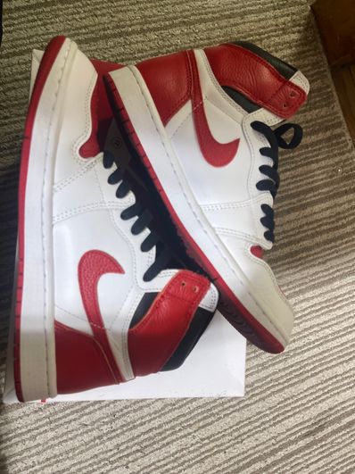 Nike Air Jordan 1 High OG "Heritage"