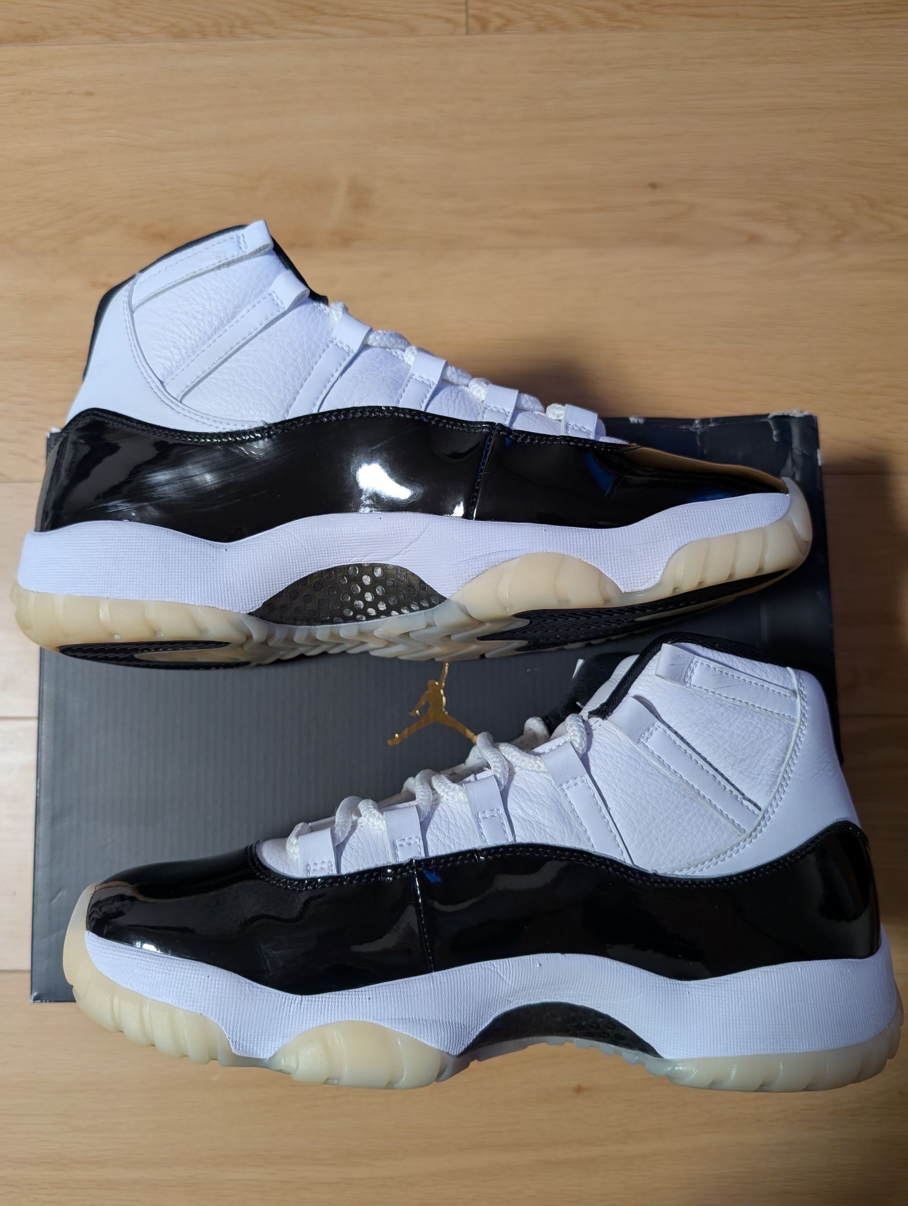 Nike Air Jordan 11 Retro "Gratitude"