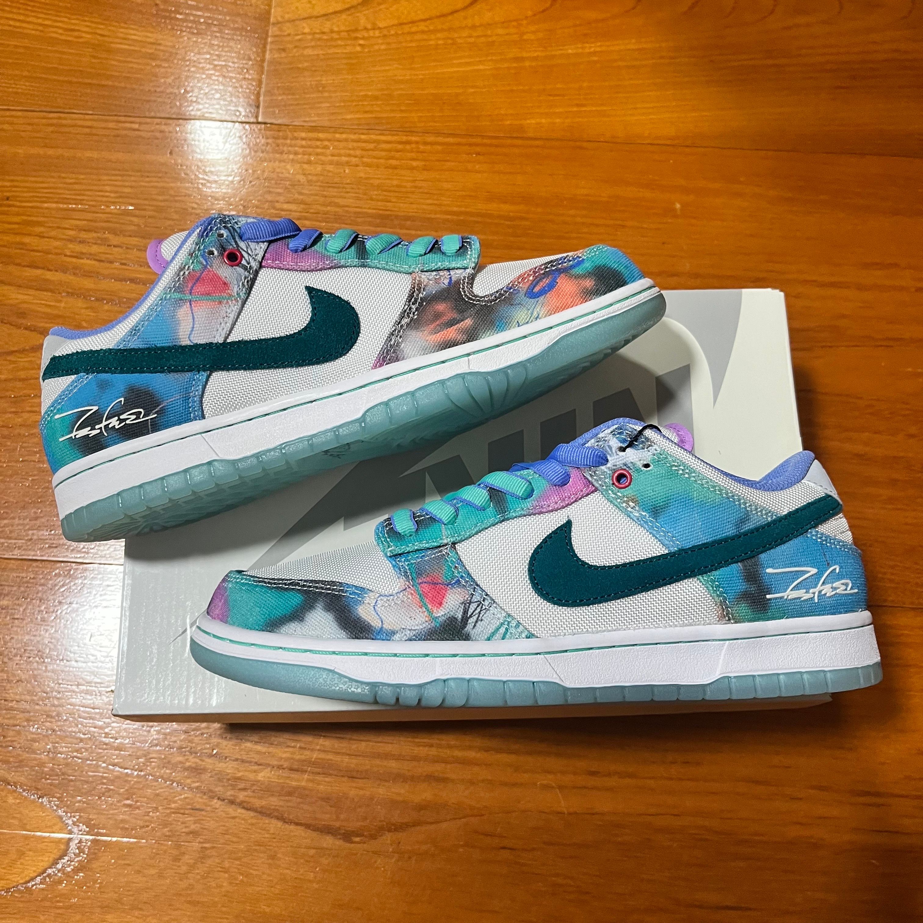 Futura × Nike SB Dunk Low "White and Geode Teal"