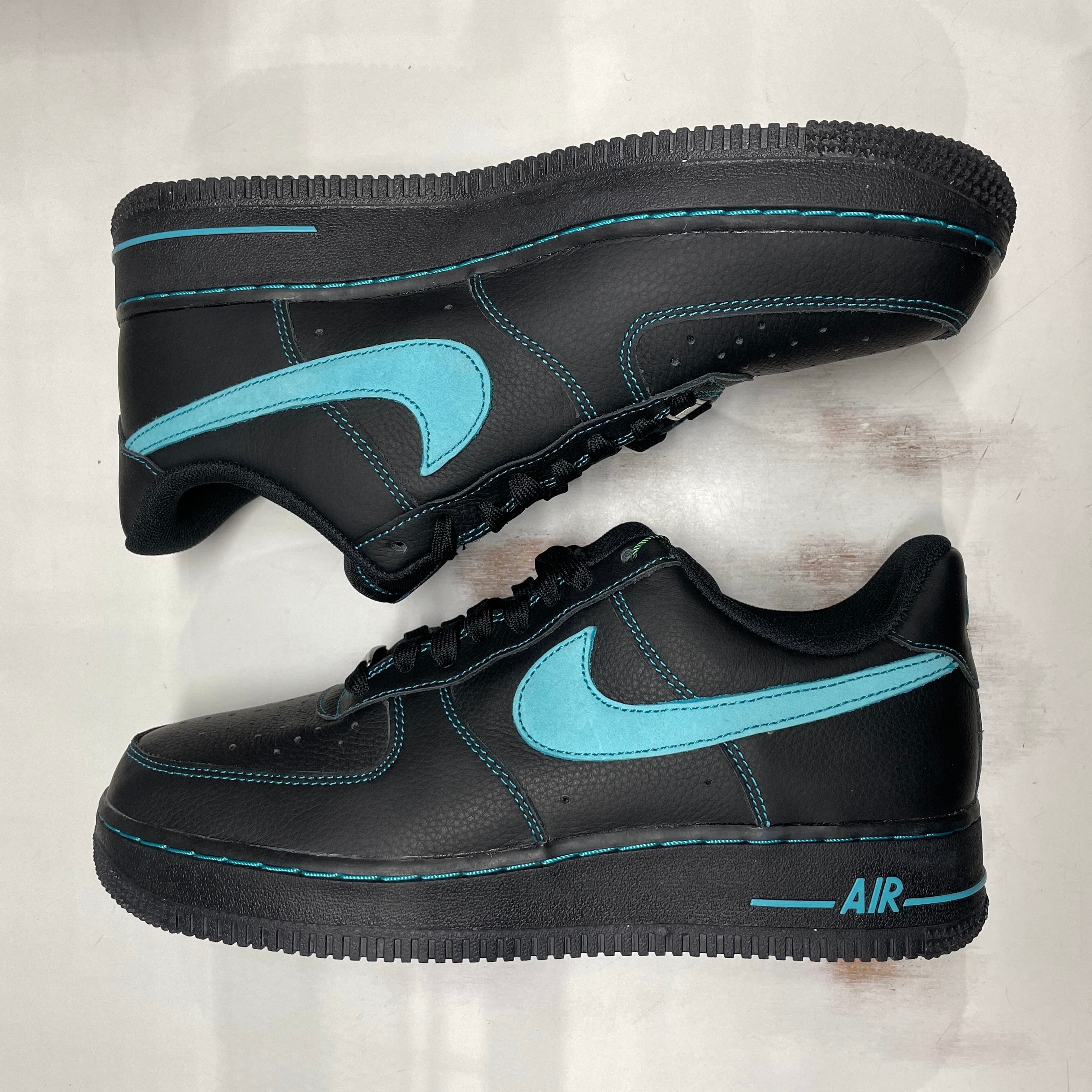 Nike Air Force 1 Low "Black Tiffany"