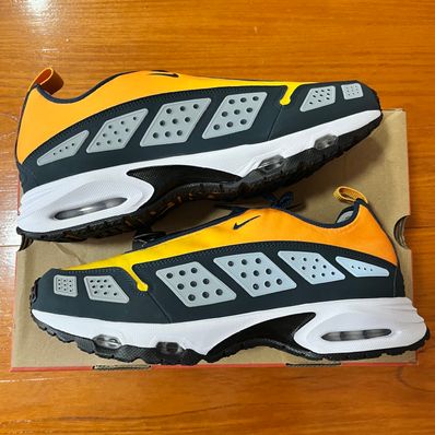 Nike Women's Air Max SNDR "Canyon Gold and Deep Ocean"