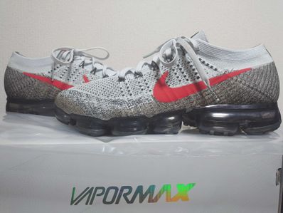 NIKE AIR VAPORMAX OG "PURE PLATINUM UNIVERSITY RED"
