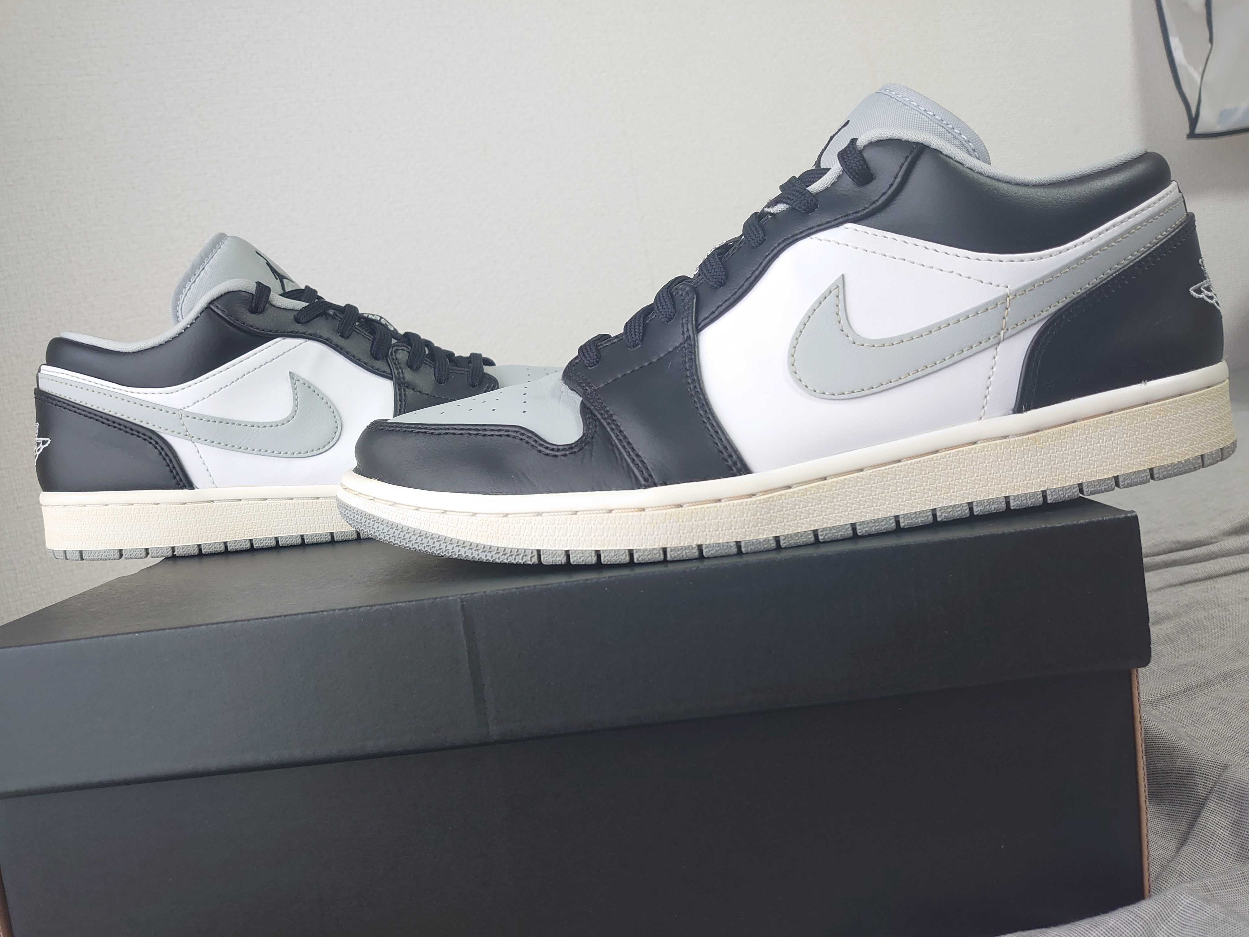 NIKE AIR JORDAN 1 LOW "BLACK/LIGHT SMOKE GREY"