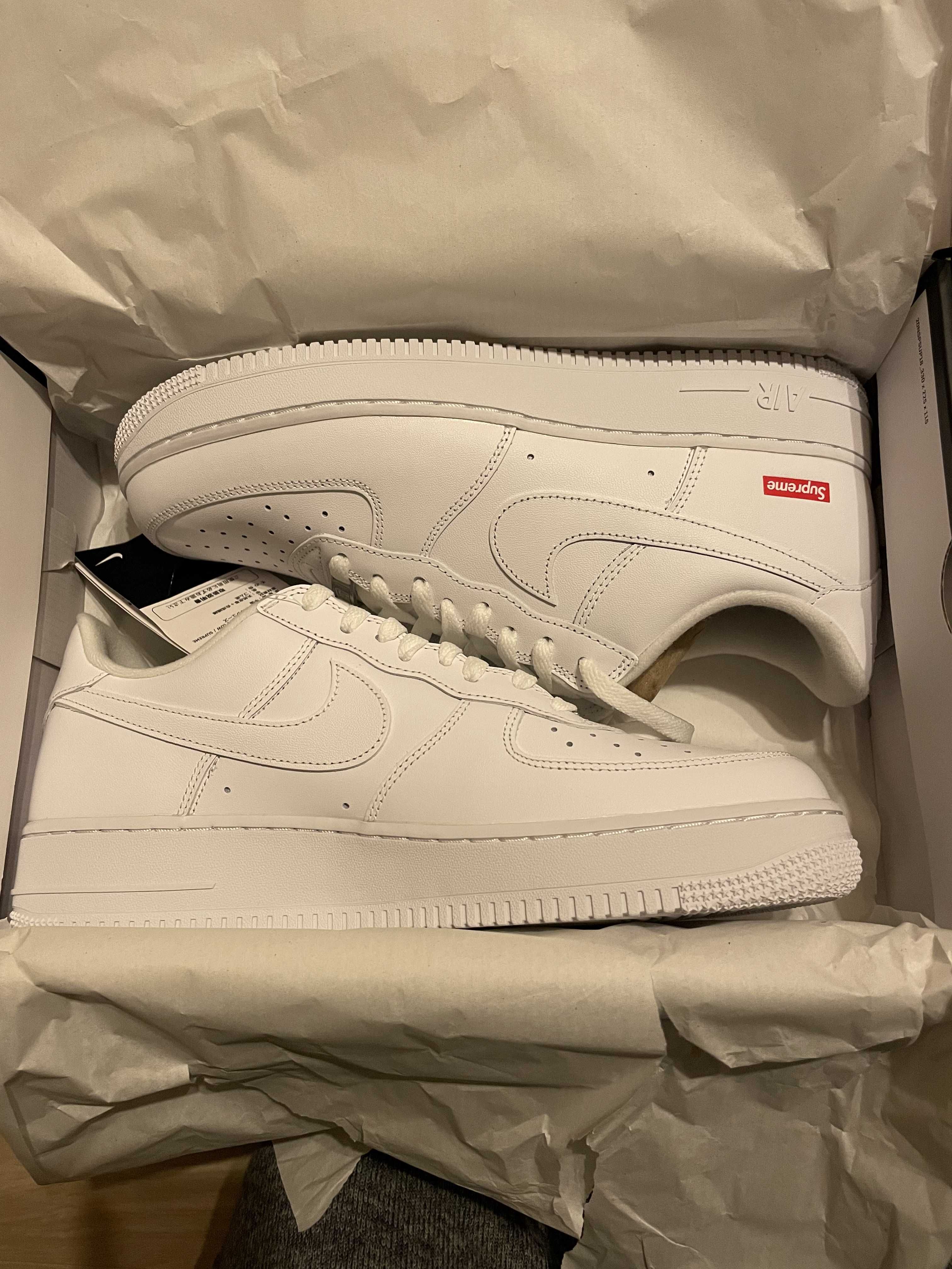 Supreme × Nike Air Force 1 Low "White"