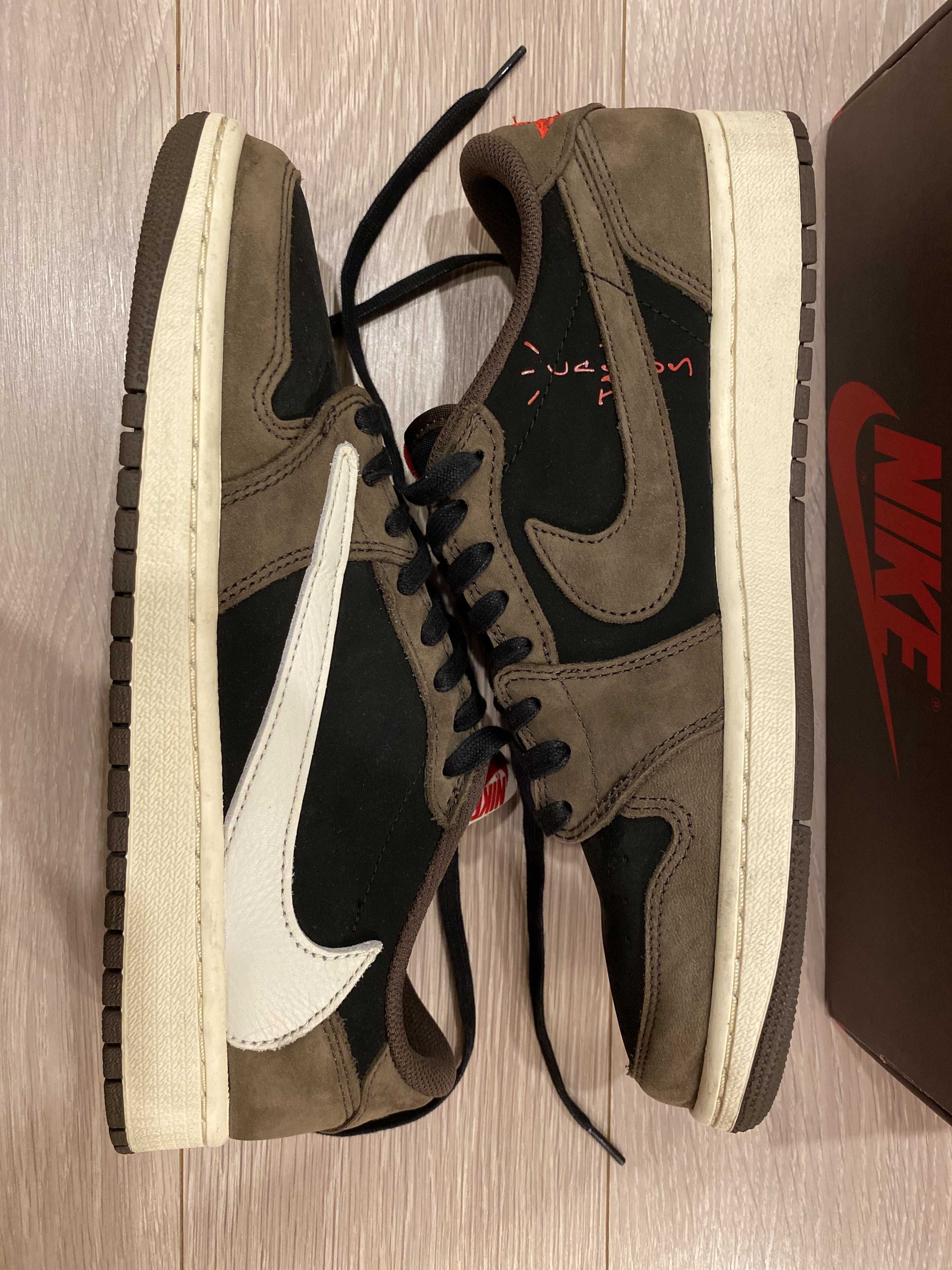 Travis Scott × Nike Air Jordan 1 Low OG SP-T "Black/Dark Mocha"