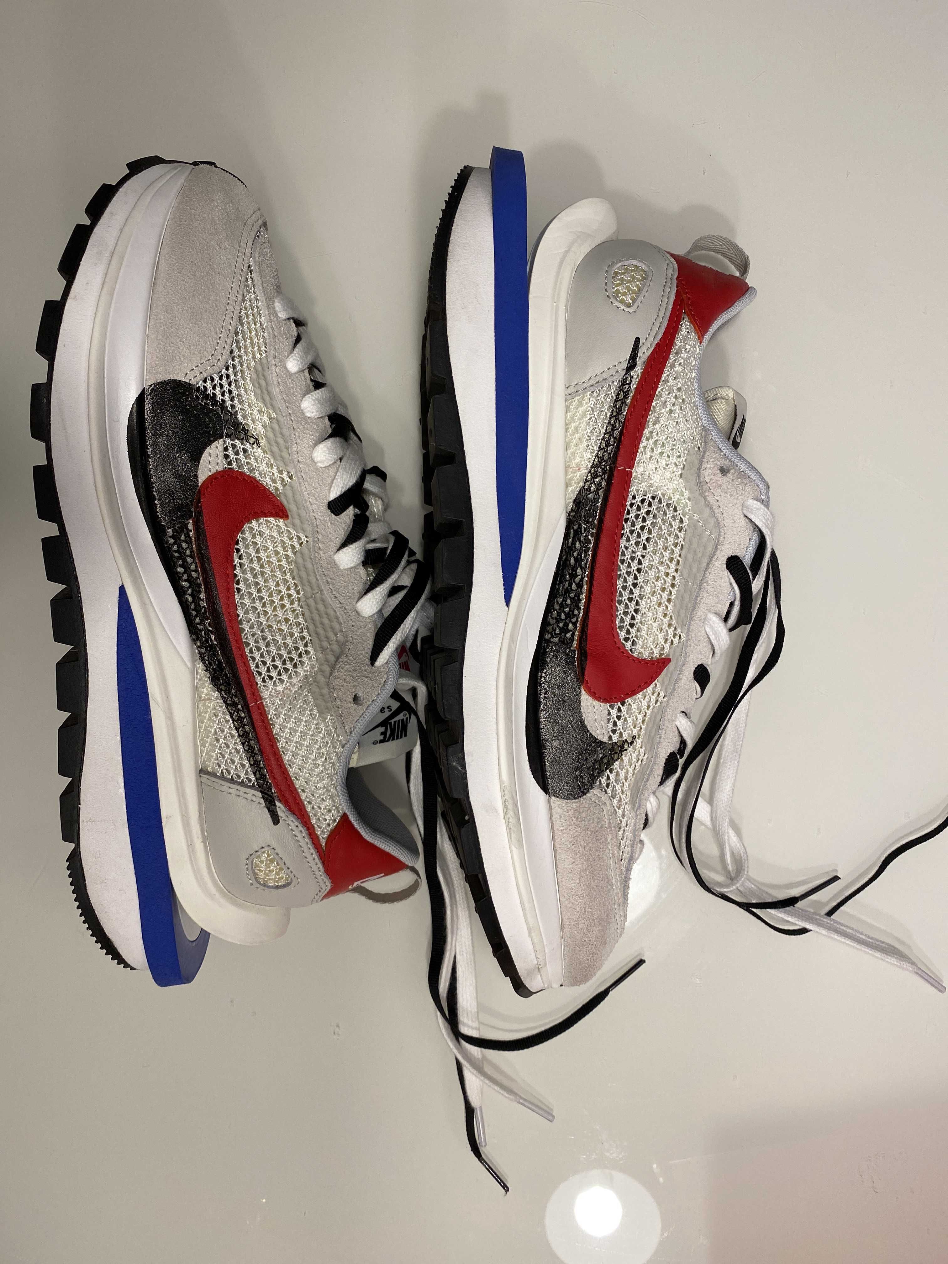 sacai × Nike Vapor Waffle "Royal Fuchsia"