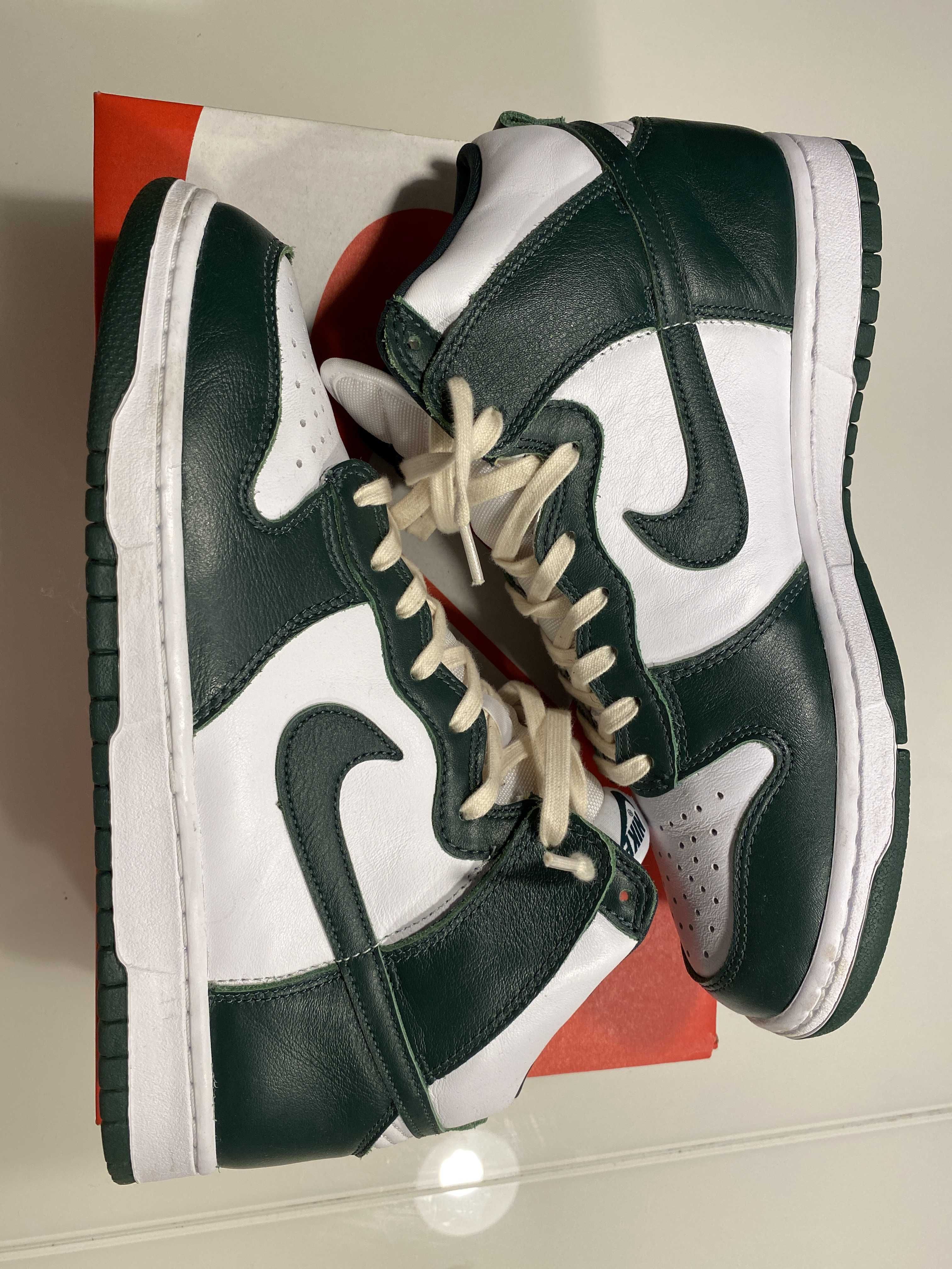 Nike Dunk High "Spartan Green"
