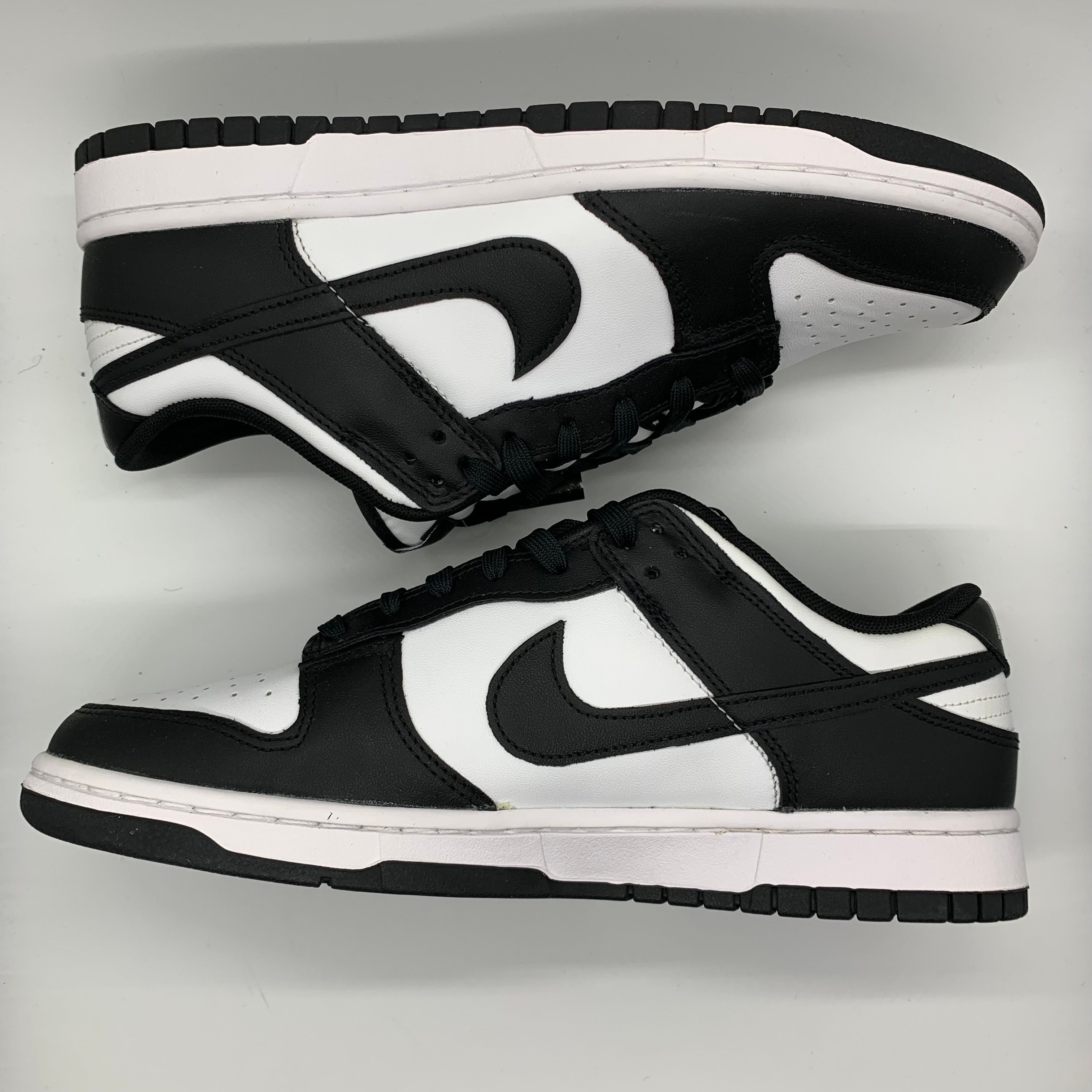 Nike Dunk Low Retro "Panda/White/Black"