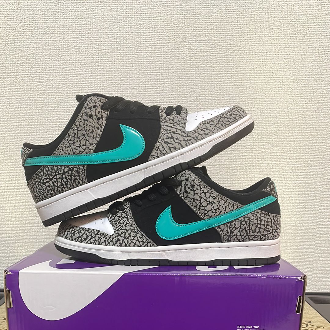 Nike SB Dunk Low "Elephant/Safari"