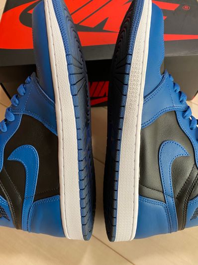 Nike Air Jordan 1 Retro High OG "Dark Marina Blue"
