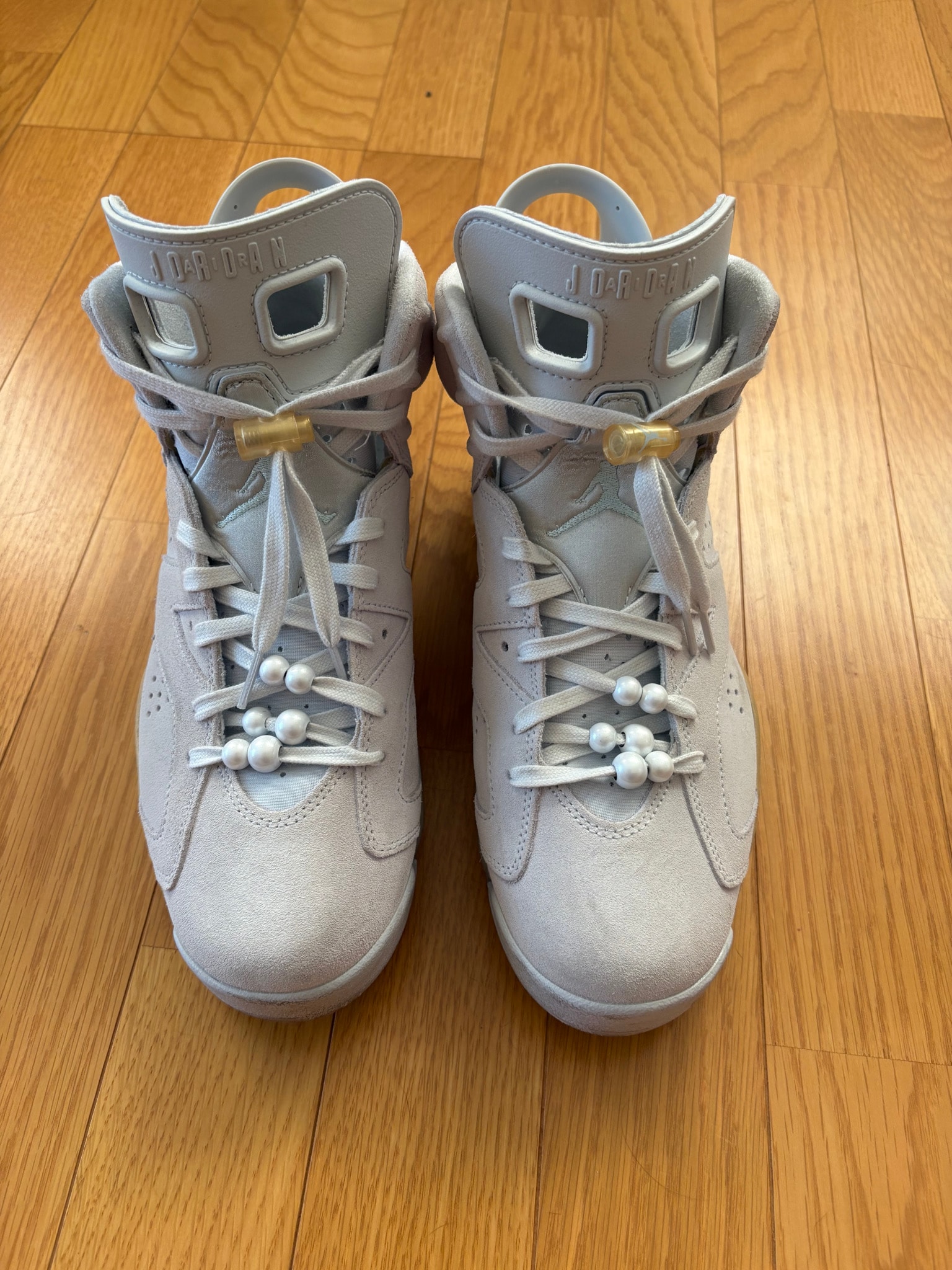 Nike Women's Air Jordan 6 Retro "Pearl"