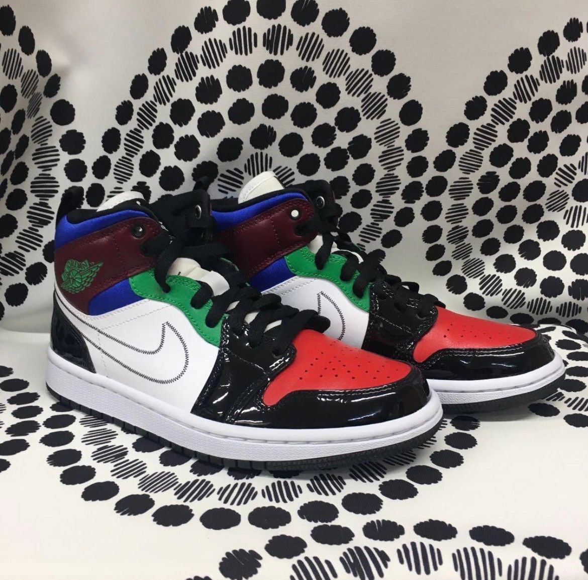 Nike Women's Air Jordan 1 Mid SE "Multi Color"