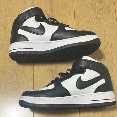 Stussy × Nike Air Force 1 Mid "Black and Light Bone"