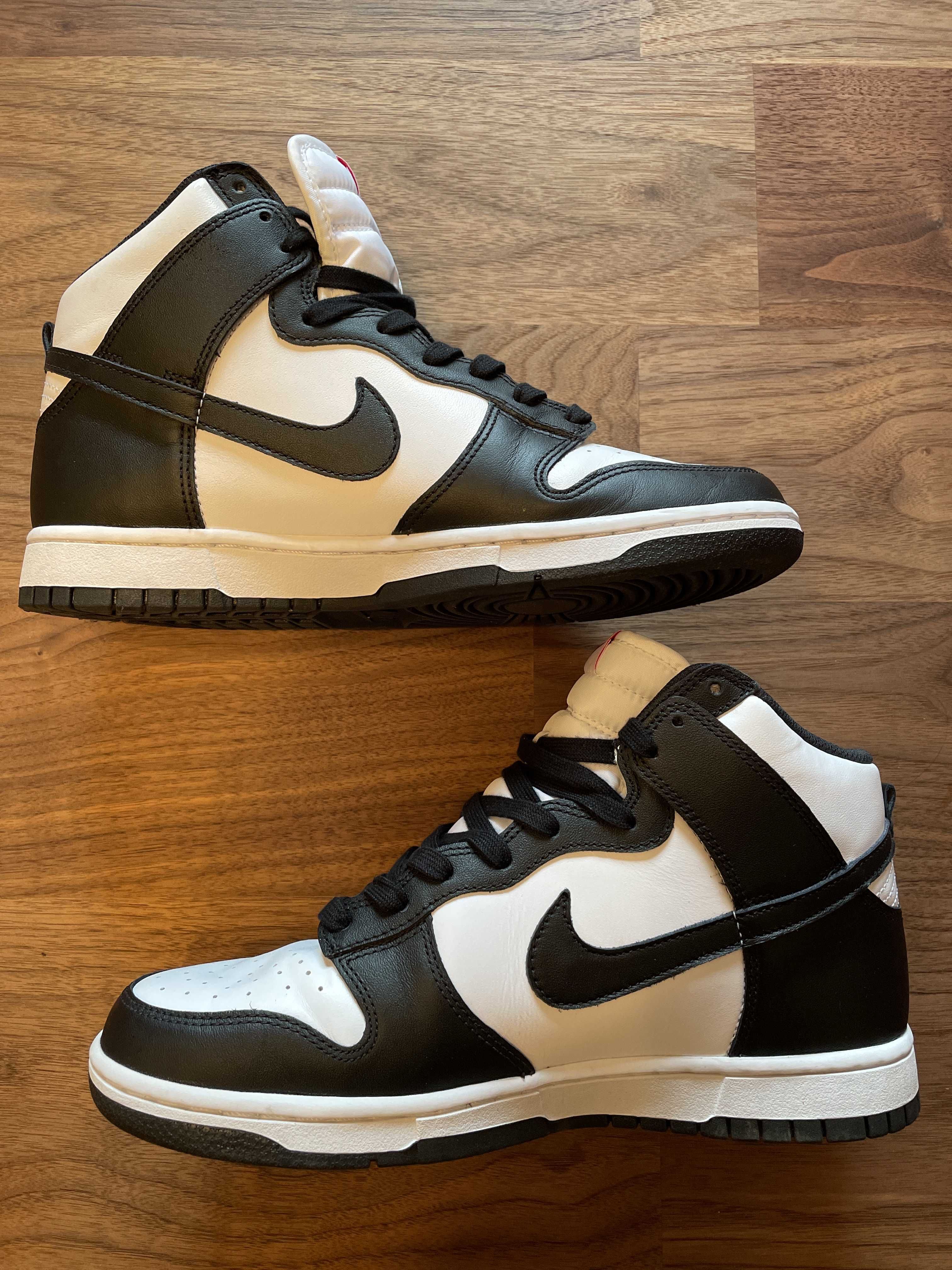 Nike Dunk High "Black and White"