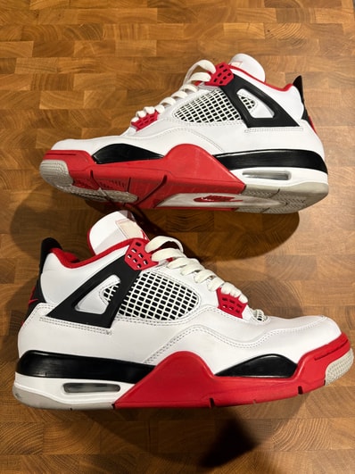 Nike Air Jordan 4 Retro OG "Fire Red" (2020)