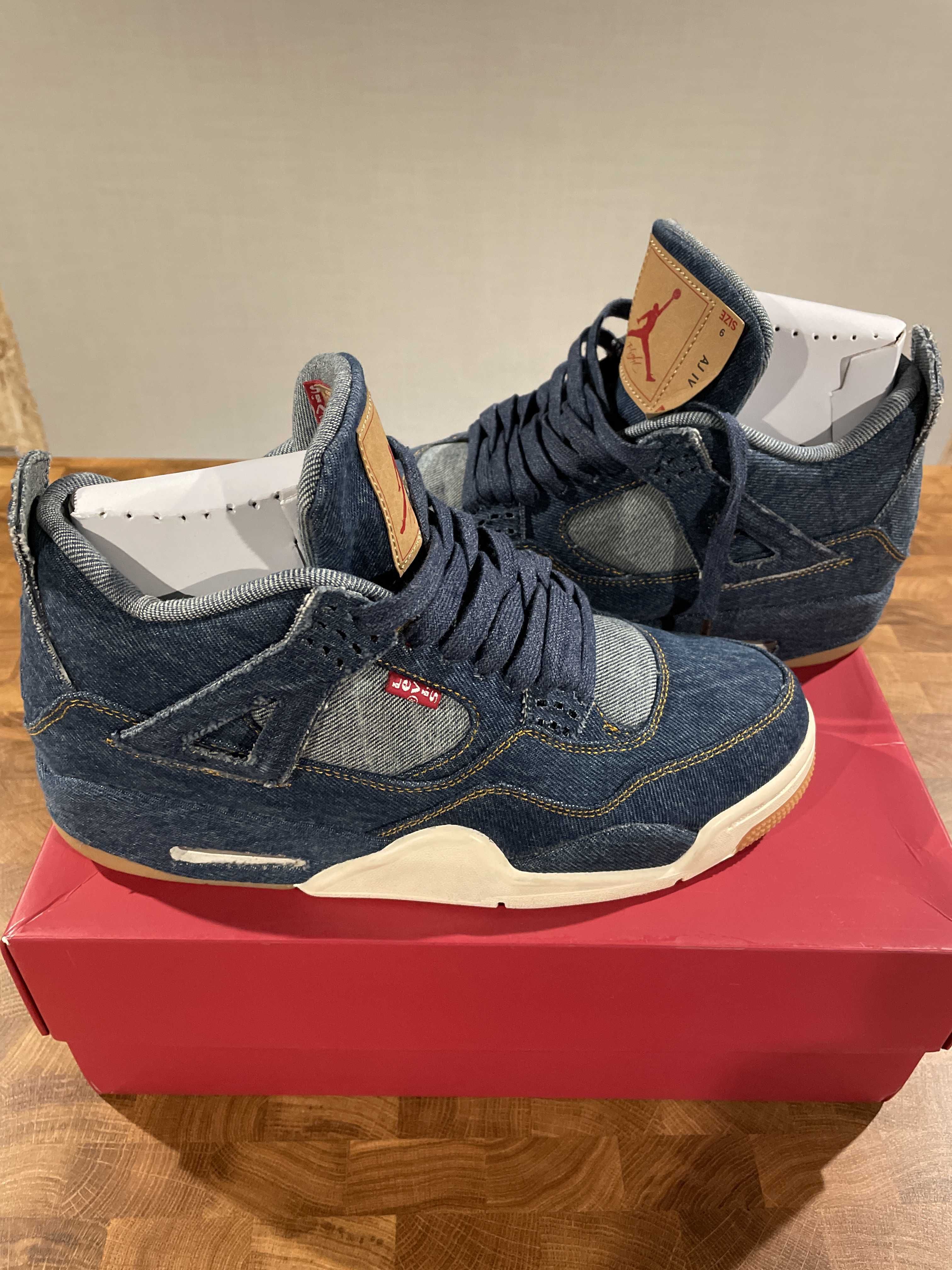 Nike × Levi's Air Jordan 4 "Denim"(タグ:LEVIS®)