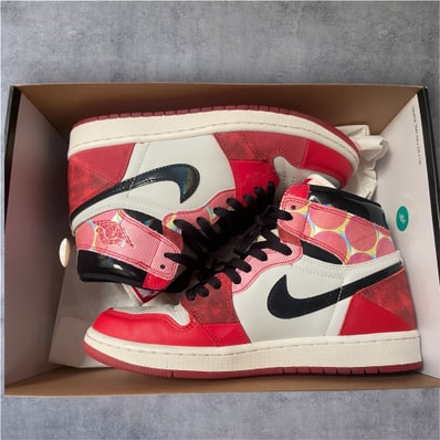 Spider-Man × Nike Air Jordan 1 Retro High OG SP "Spider-Man: Across the Spider-Verse/University Red"