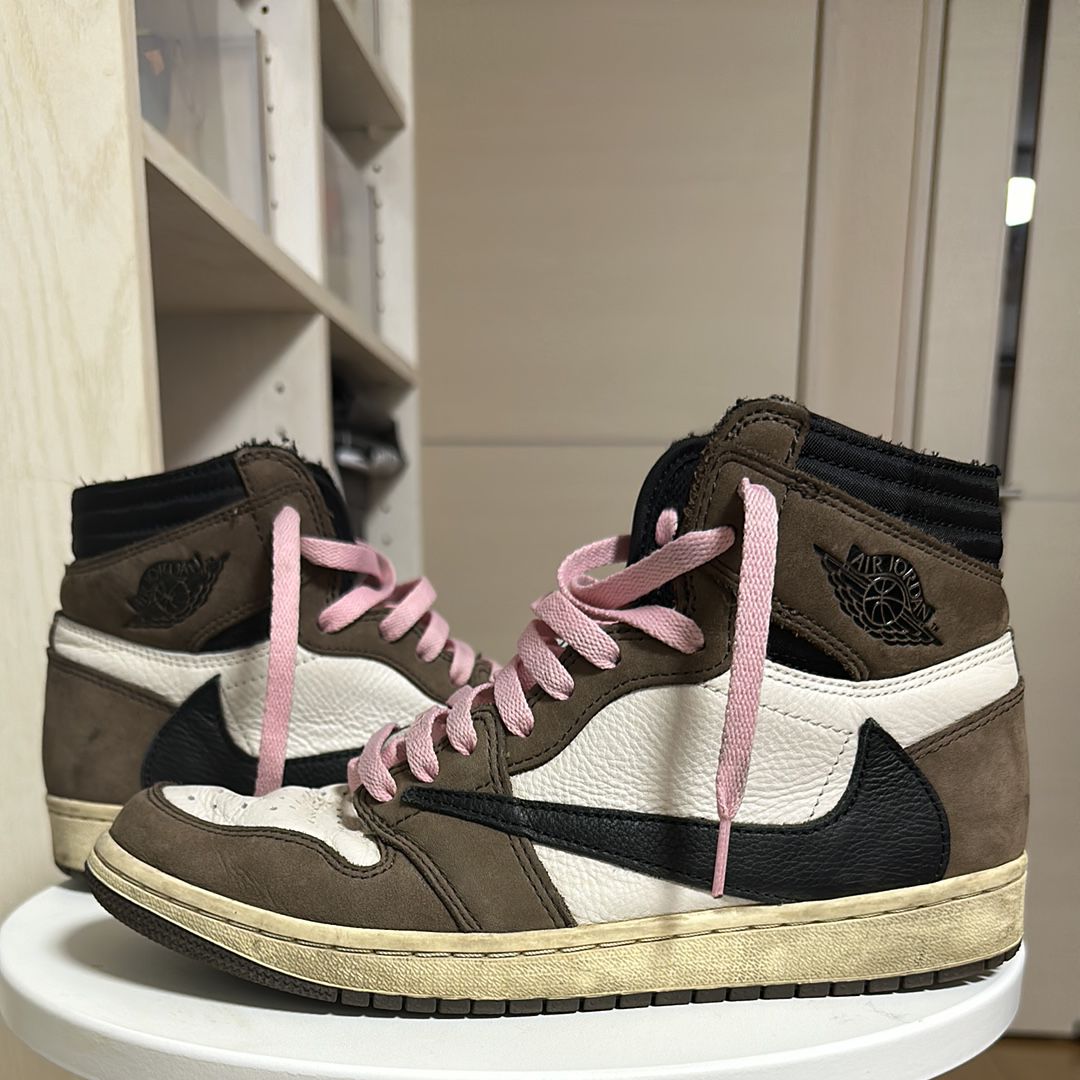 Travis Scott × Nike Air Jordan 1 Retro High OG TS SP "Sail/Dark Mocha"