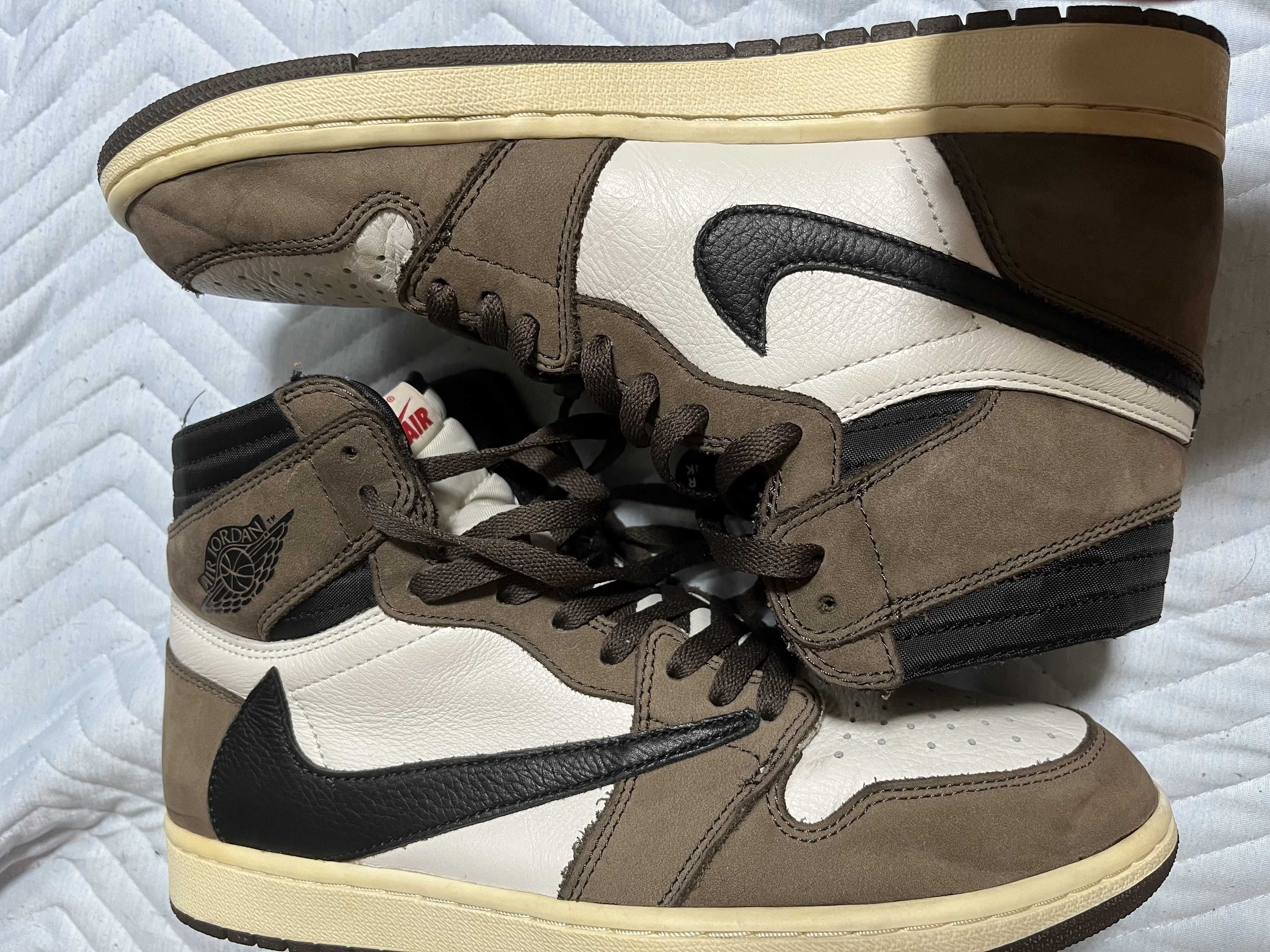 Travis Scott × Nike Air Jordan 1 Retro High OG TS SP "Sail/Dark Mocha"