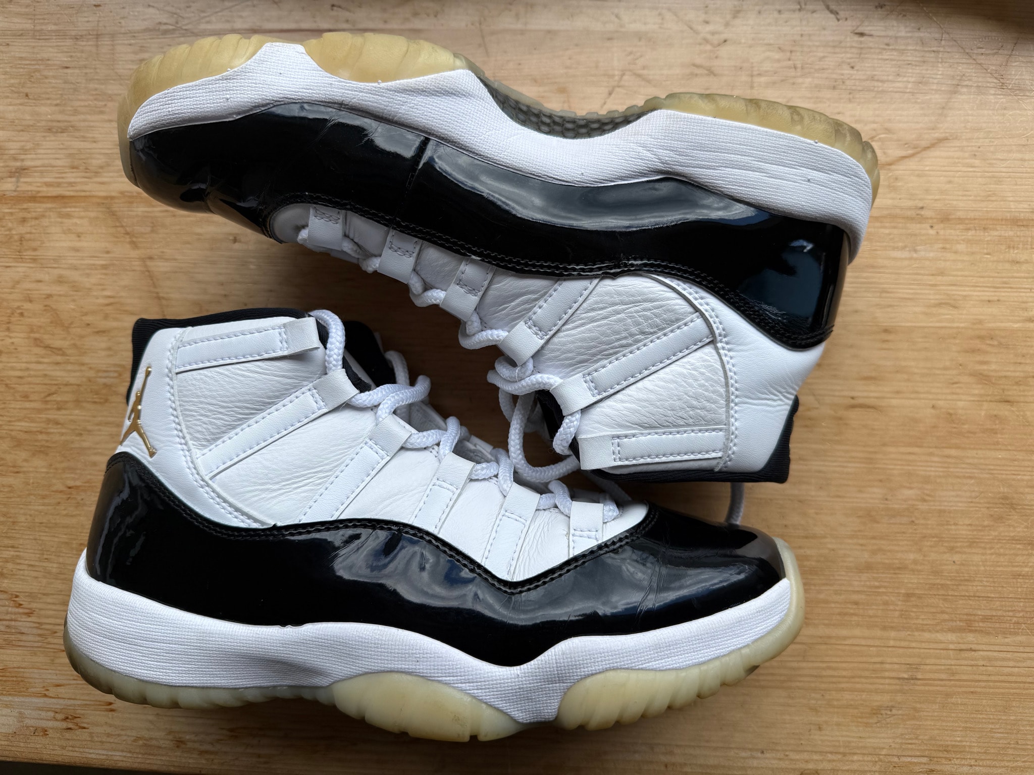 Nike Air Jordan 11 Retro "Gratitude"