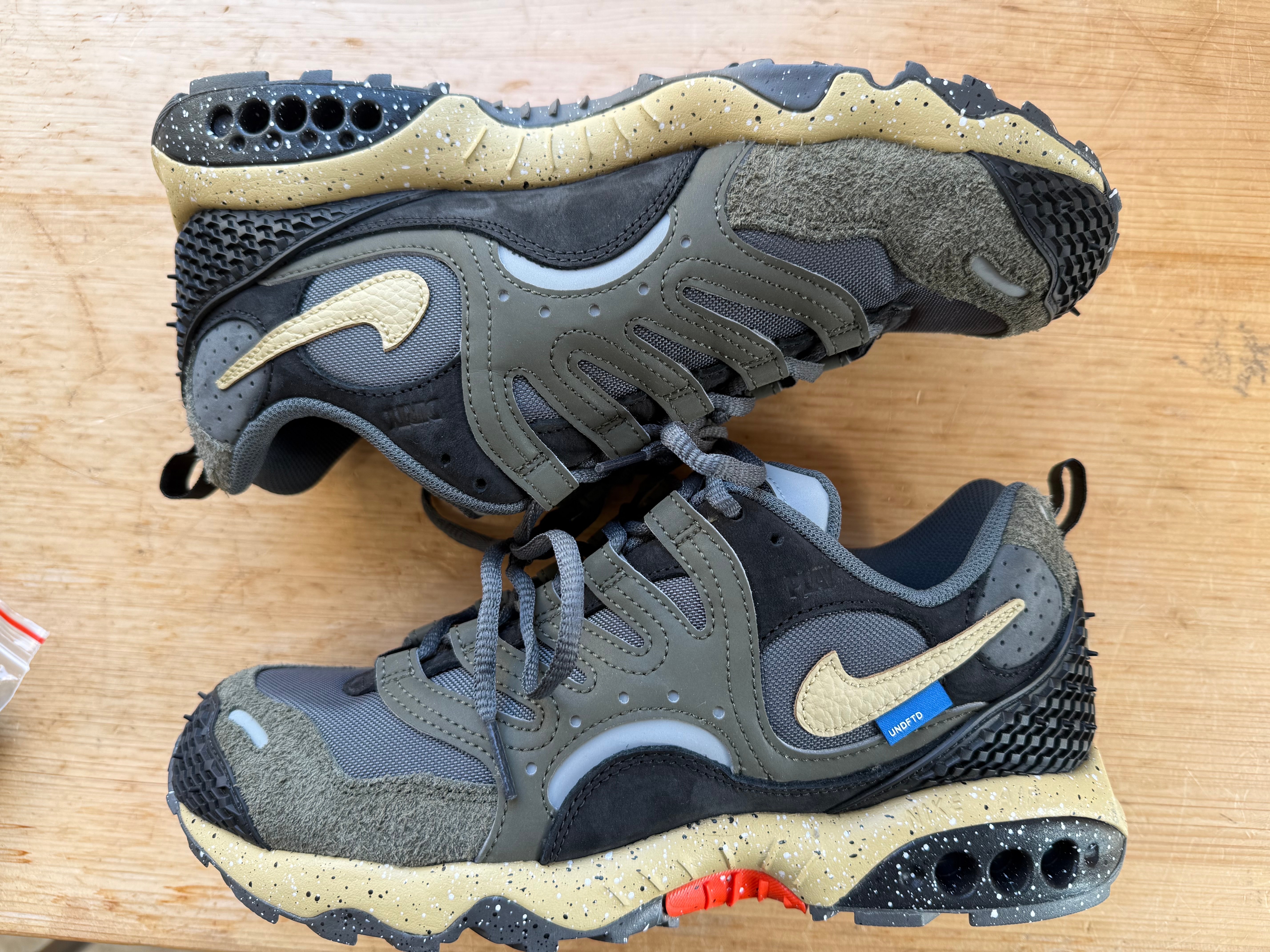 UNDEFEATED × Nike Air Terra Humara "Cargo Khaki"