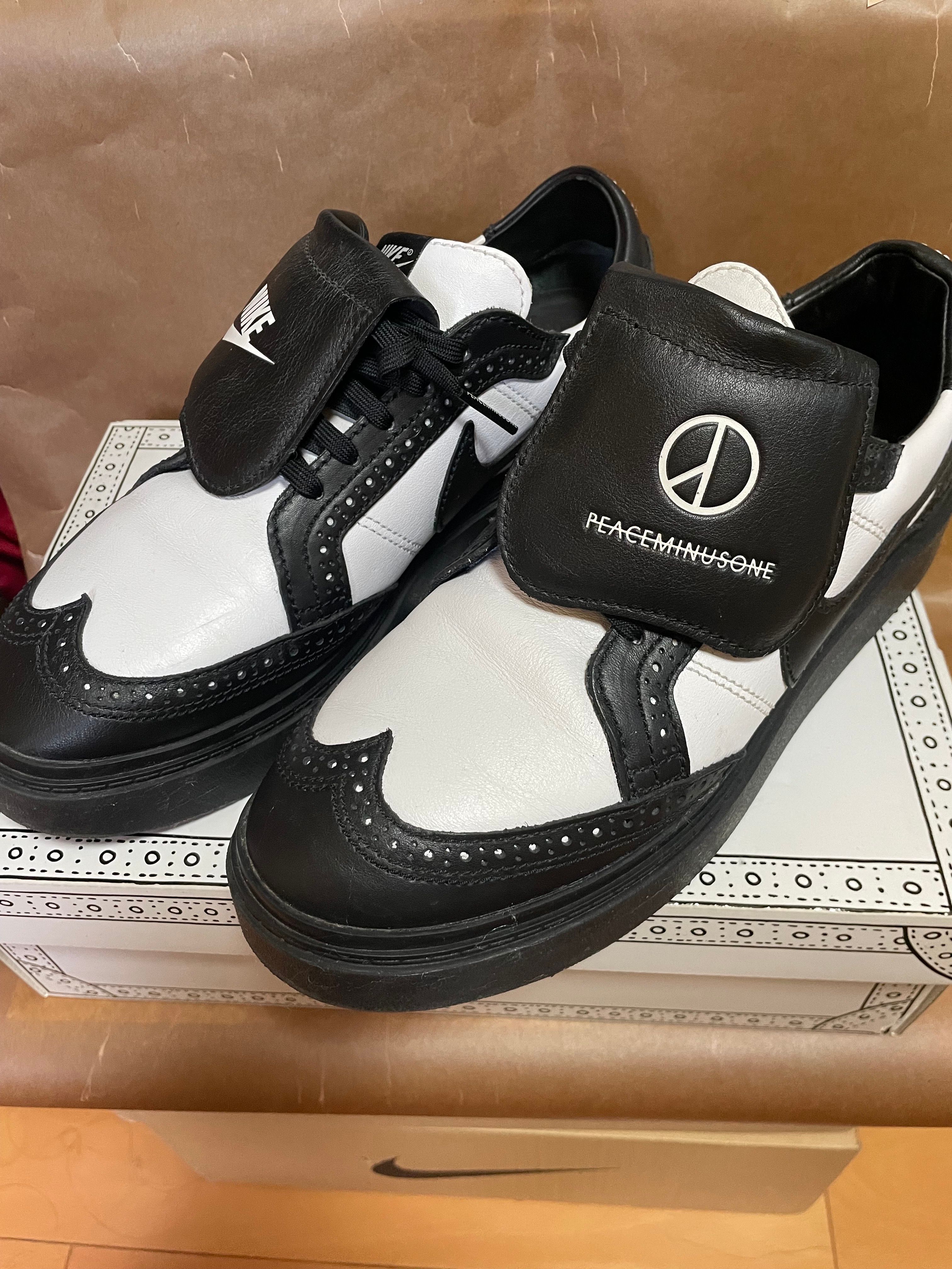 PEACEMINUSONE × Nike Kwondo 1 "Black and White" / G-DRAGON