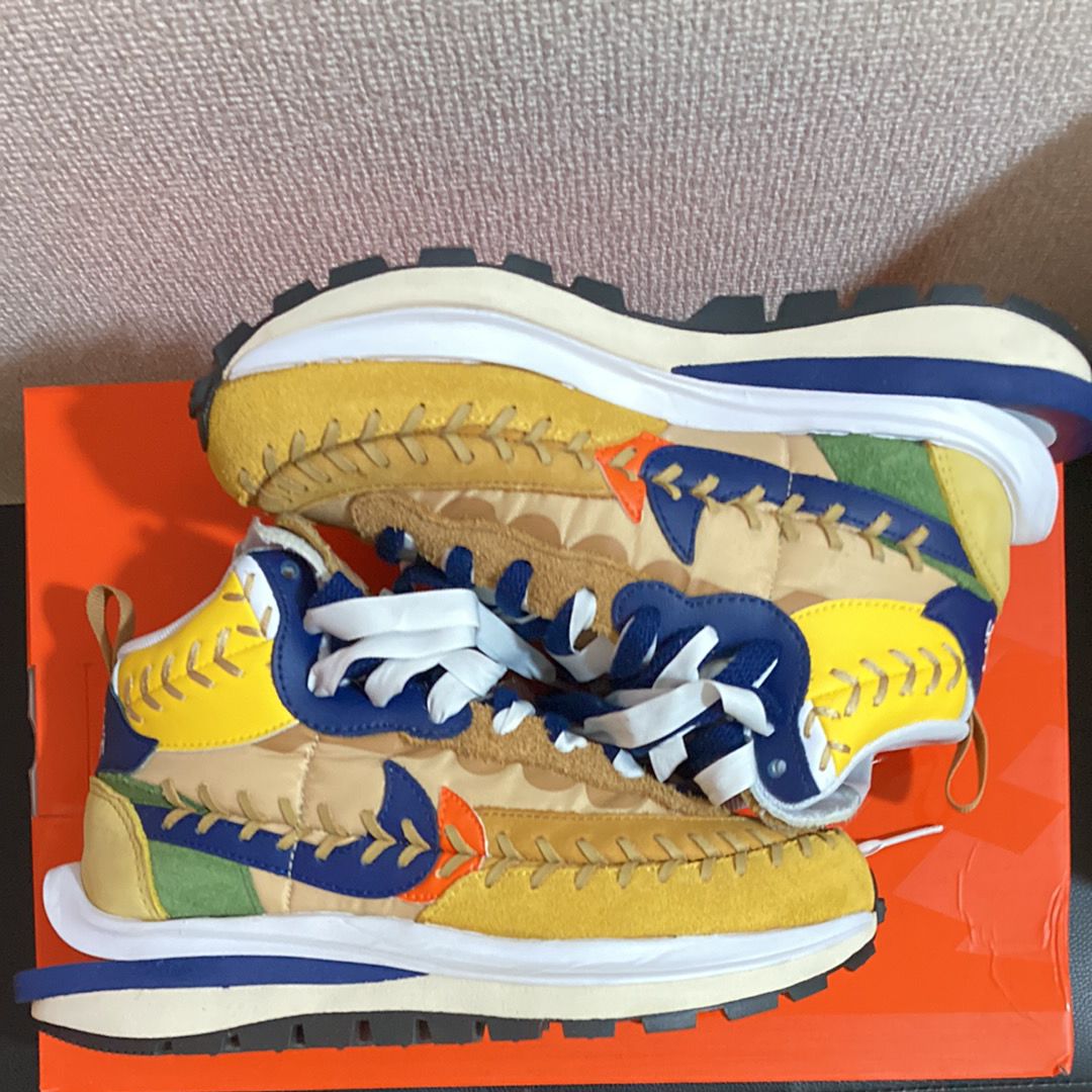 Jean-Paul Gaultier × sacai × Nike VaporWaffle "Sesame/Multi Color"