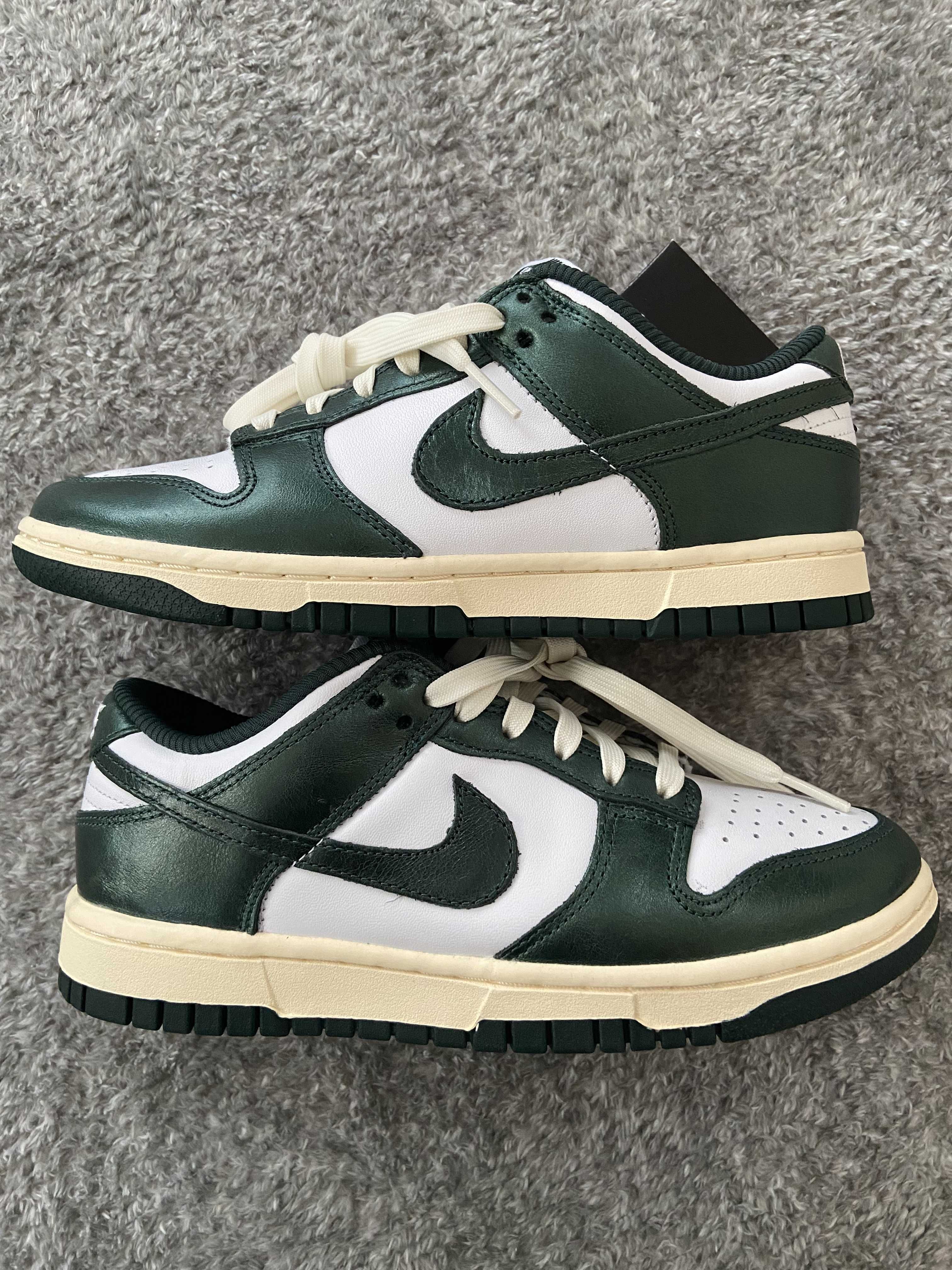 Nike Women's Dunk Low "Vintage Green"