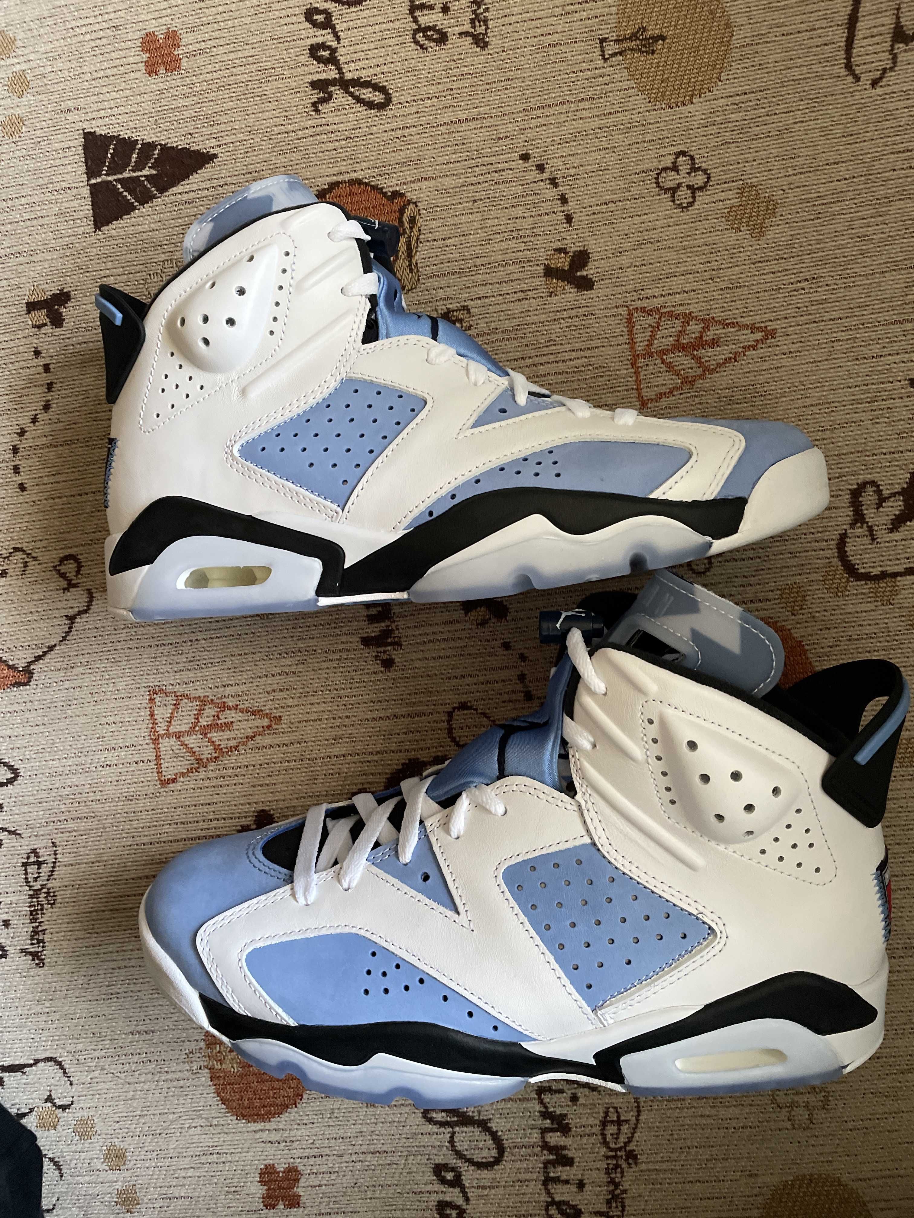 Nike Air Jordan 6 "UNC"