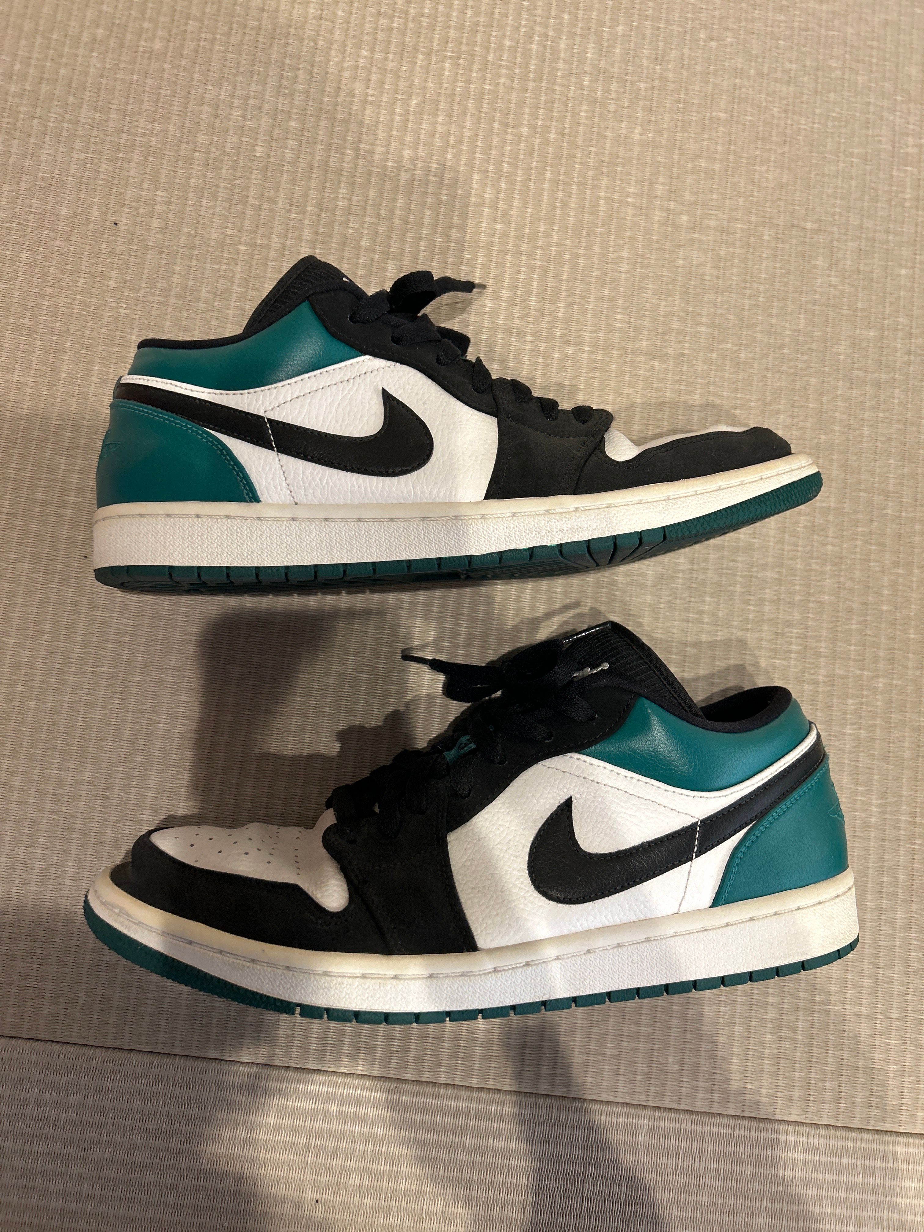 Nike Air Jordan 1 Low "White Black Mystic Green"