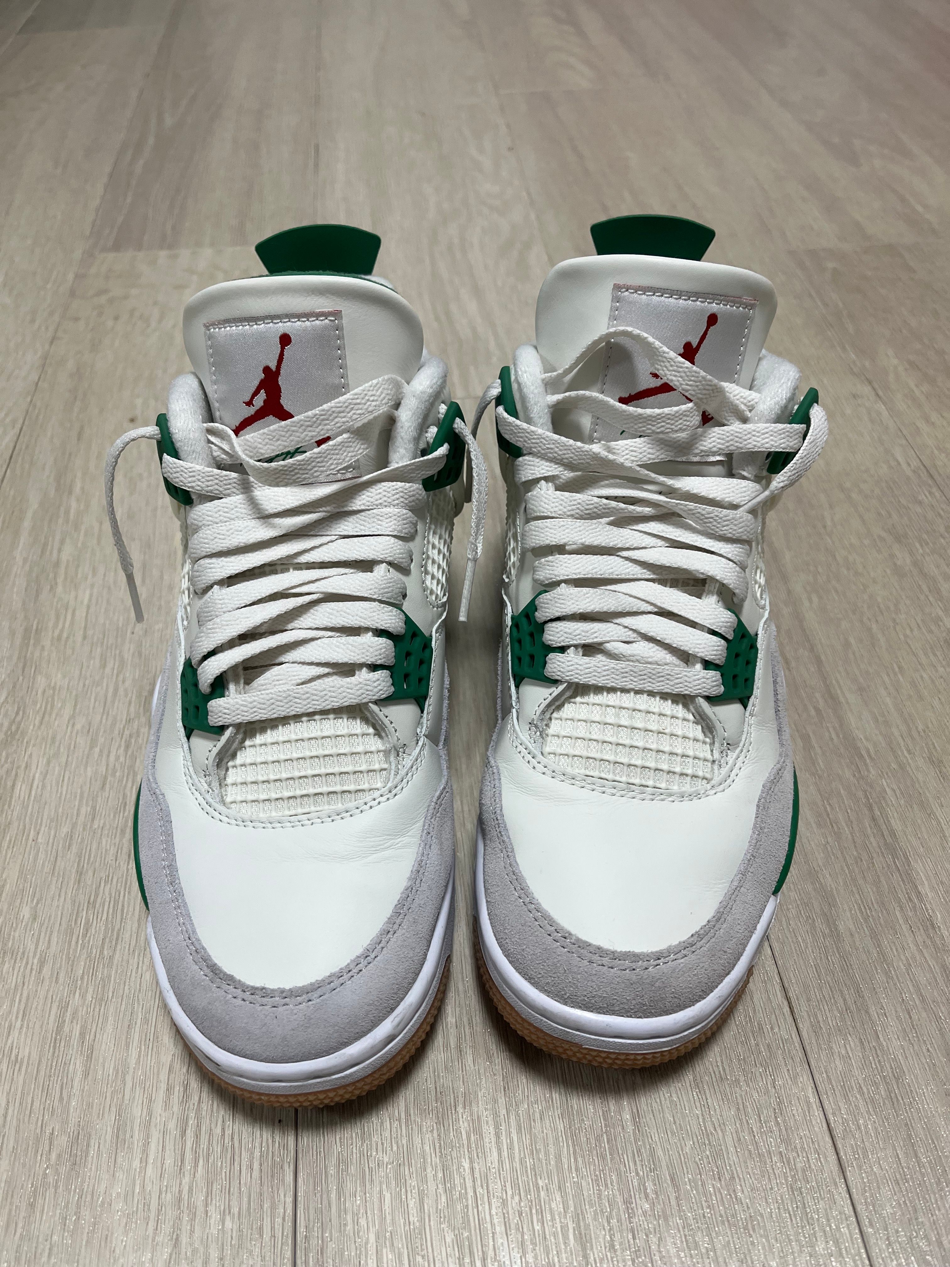 Nike SB × Air Jordan 4 Retro SP "Pine Green"