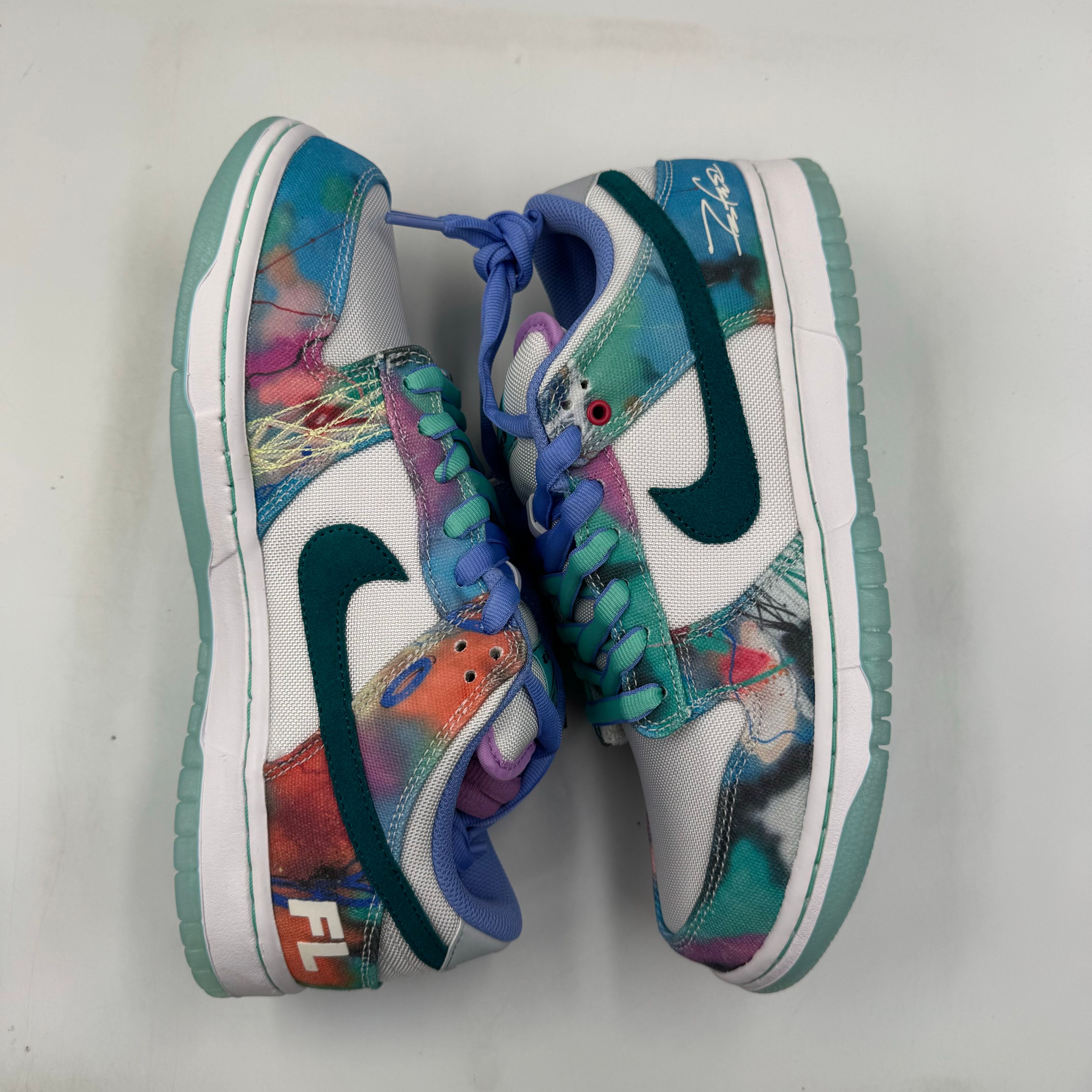 Futura × Nike SB Dunk Low "White and Geode Teal"