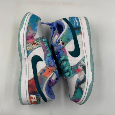Futura × Nike SB Dunk Low "White and Geode Teal"