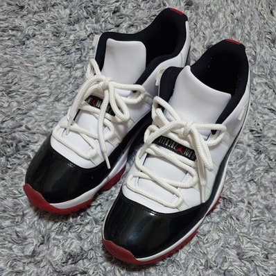 Nike Air Jordan 11 Low "Gym Red"