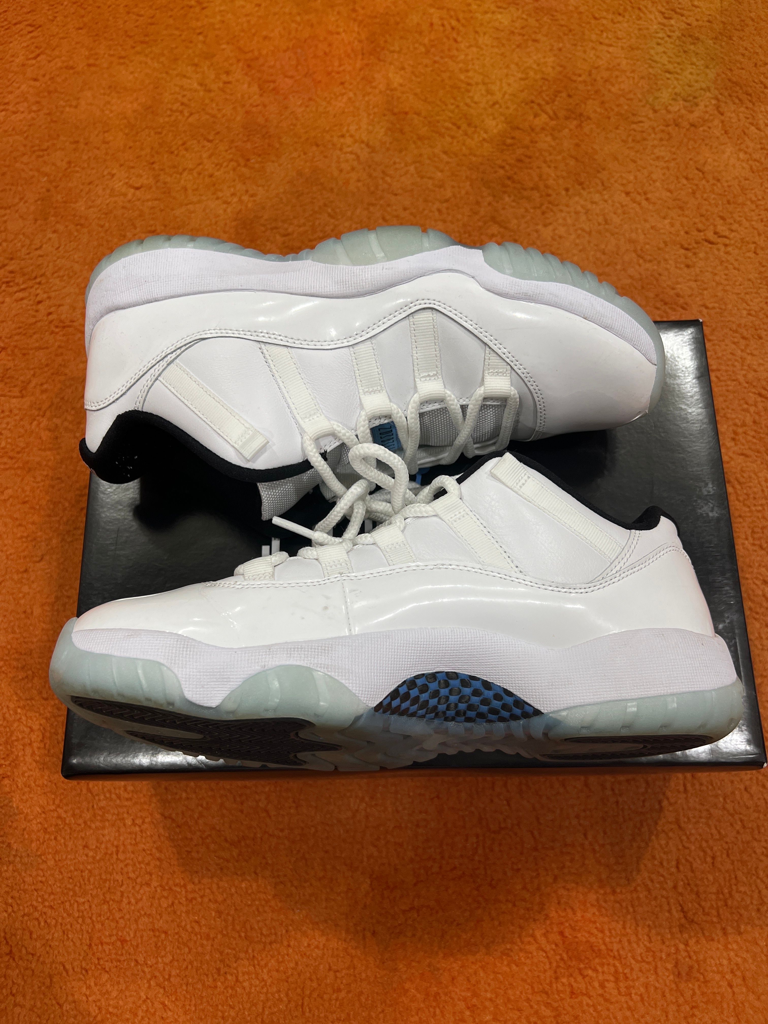 Nike Air Jordan 11 Low "Legend Blue"