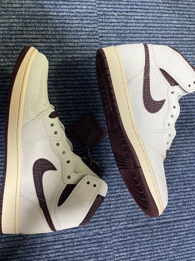 A Ma Maniere × Nike Air Jordan 1 Retro High OG "Sail and Burgundy"