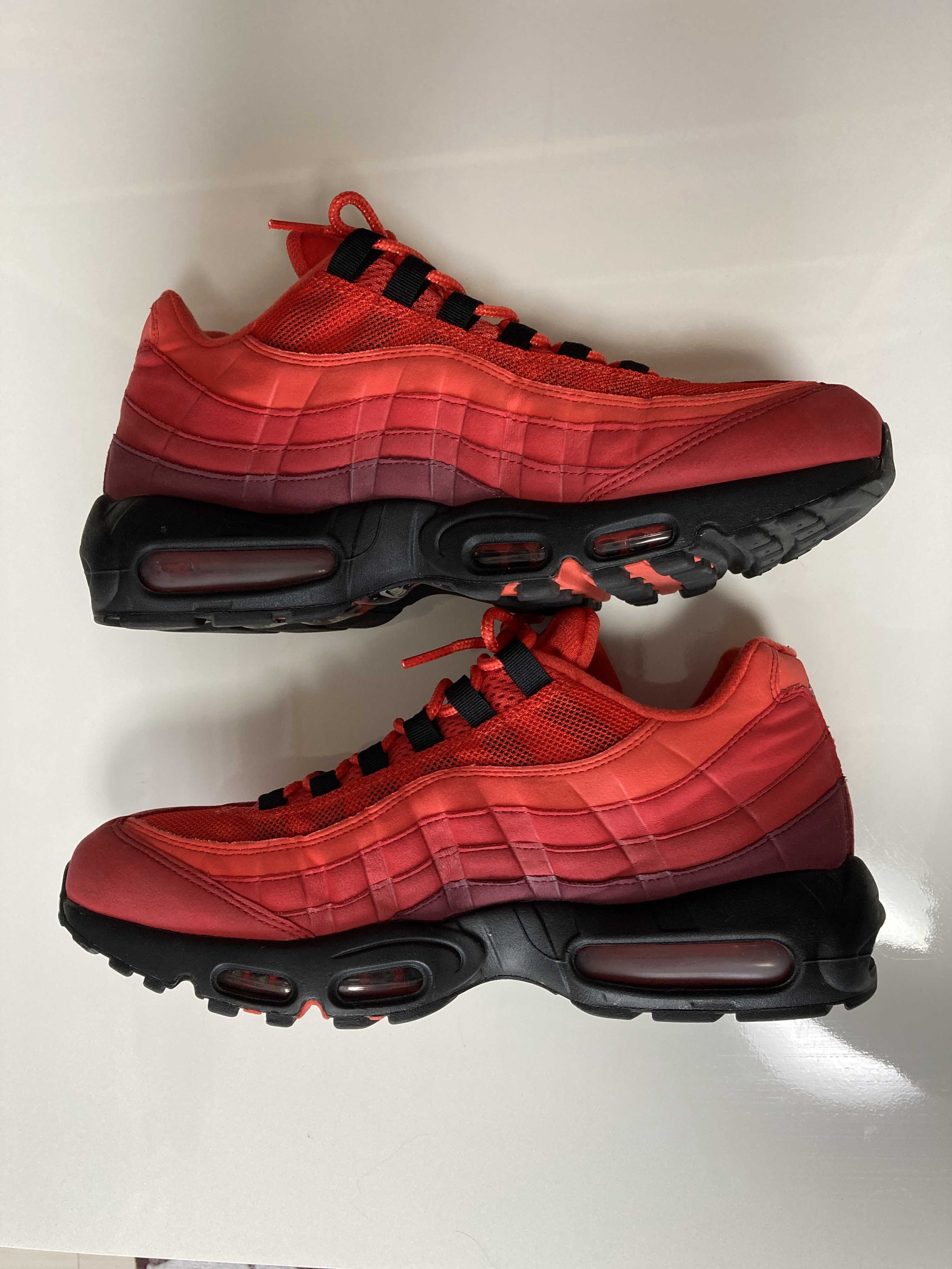 Nike Air Max 95 OG "Habanero Red"