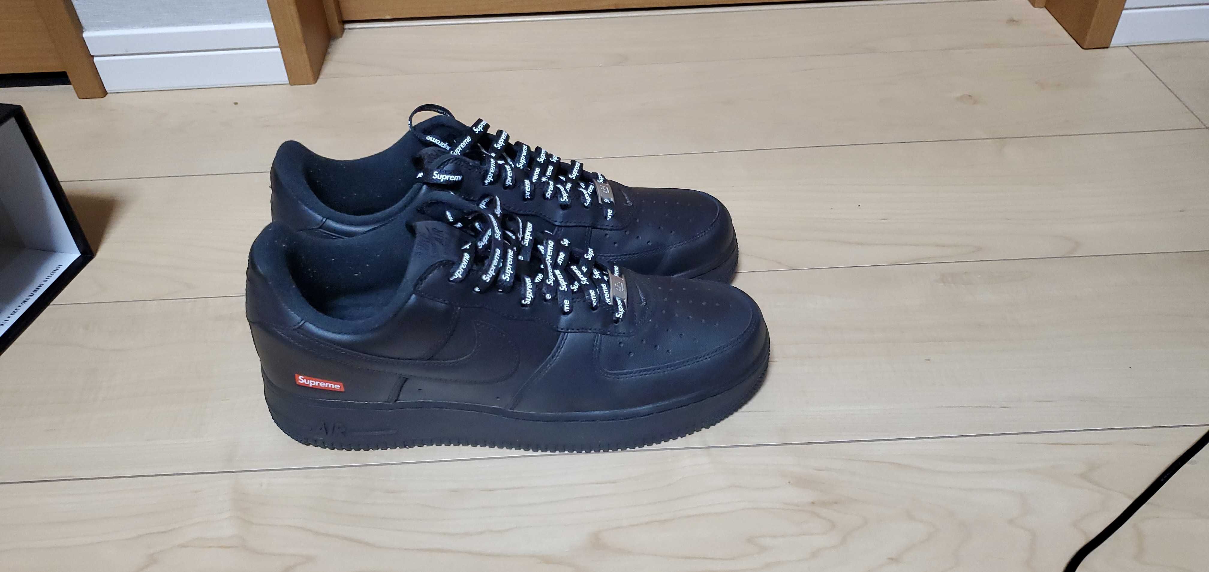 Supreme × Nike Air Force 1 Low "Black"