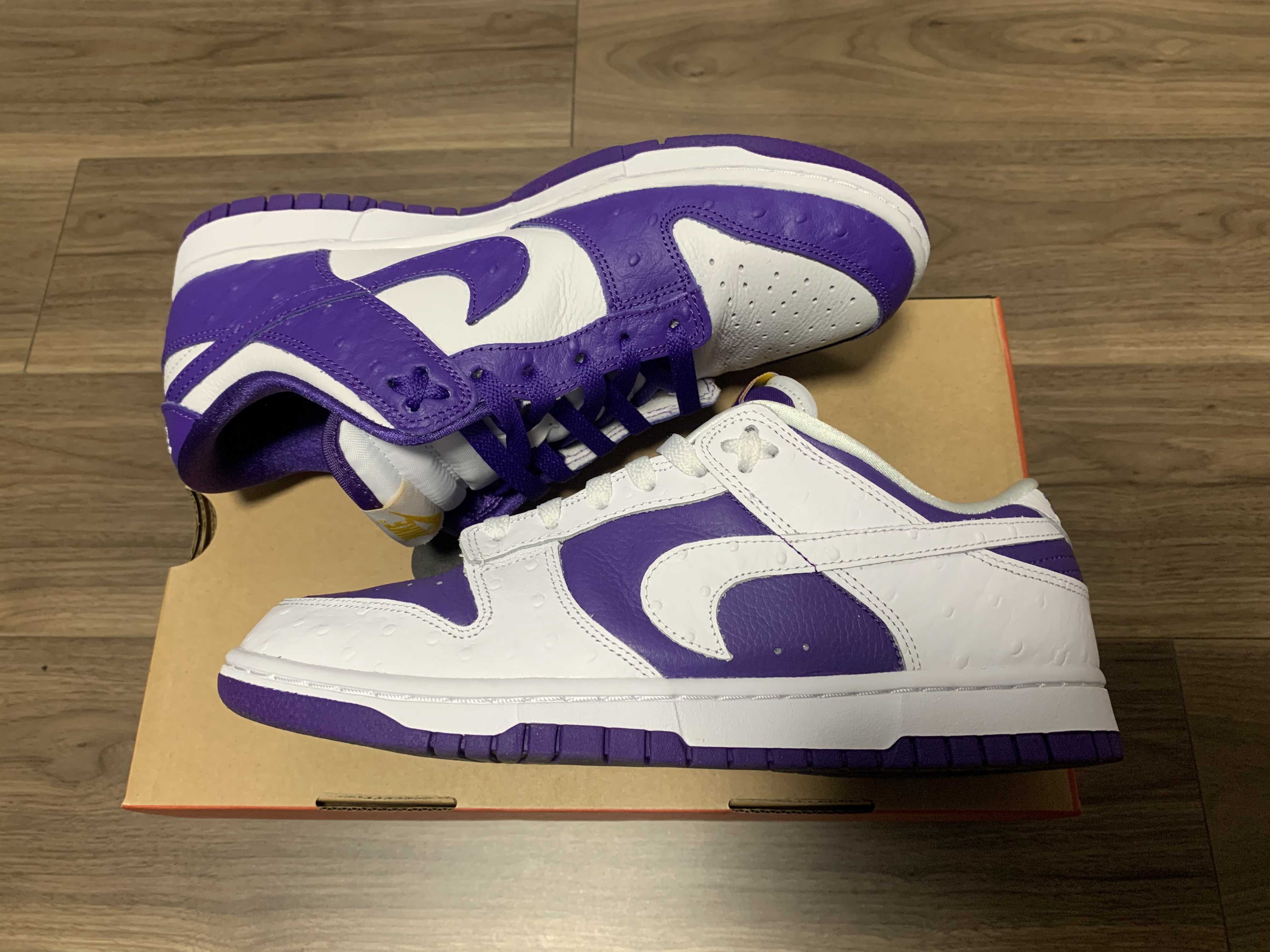 Nike Women's Dunk Low "Made You Look"