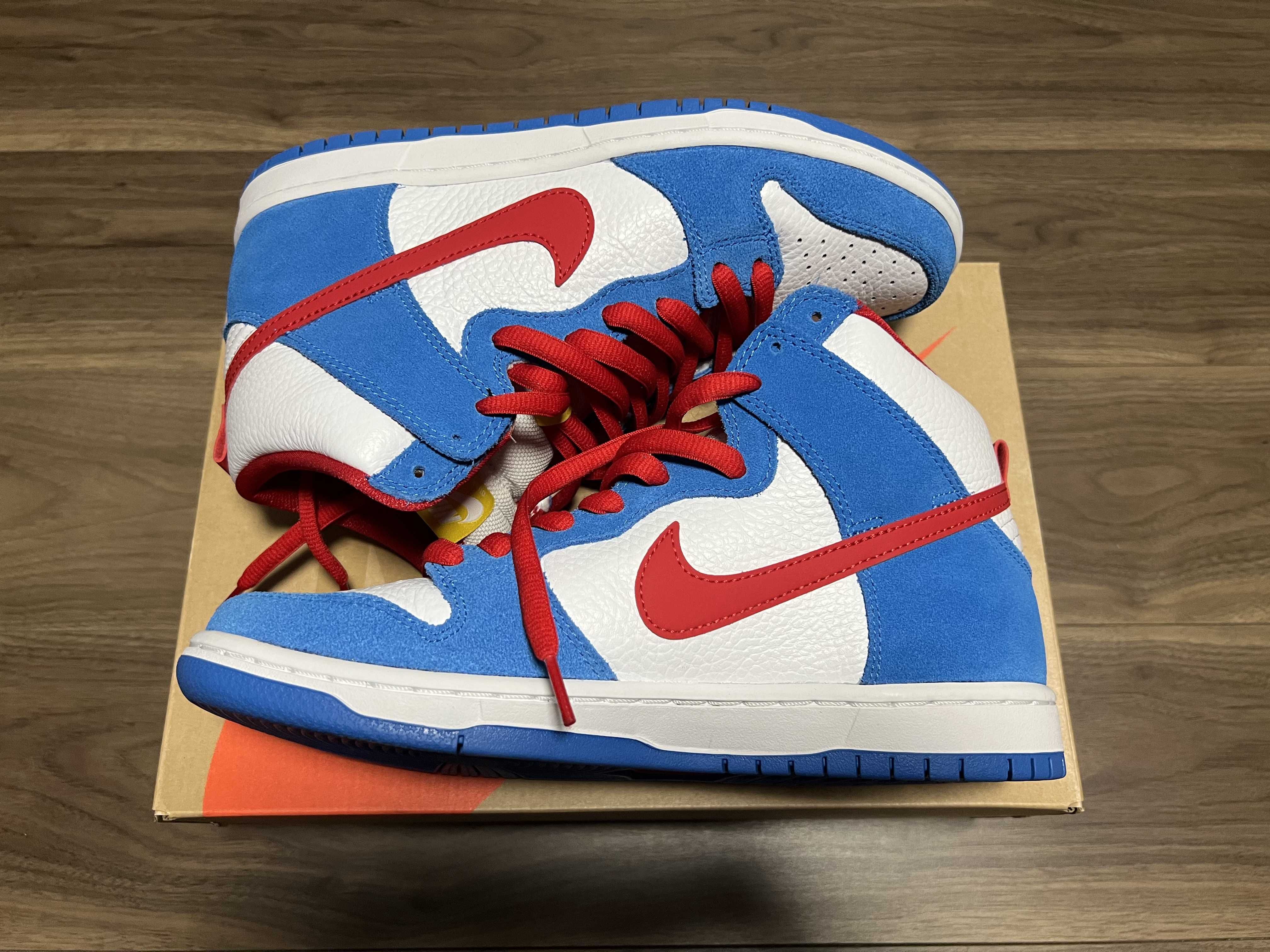 Nike SB Dunk High "Doraemon"