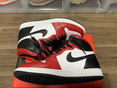 Nike Women's Air Jordan 1 High OG "Satin Red"