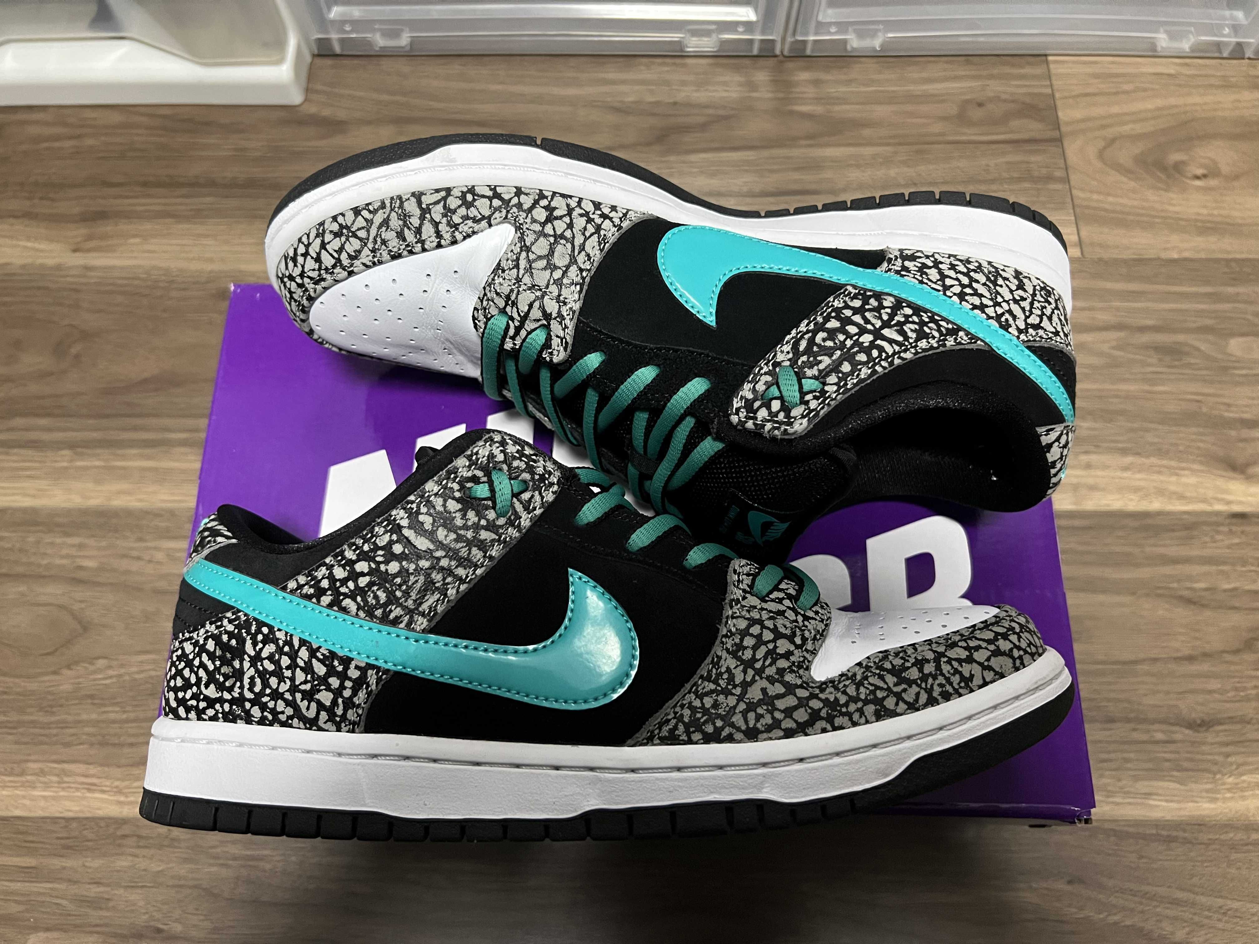 Nike SB Dunk Low "Elephant/Safari"