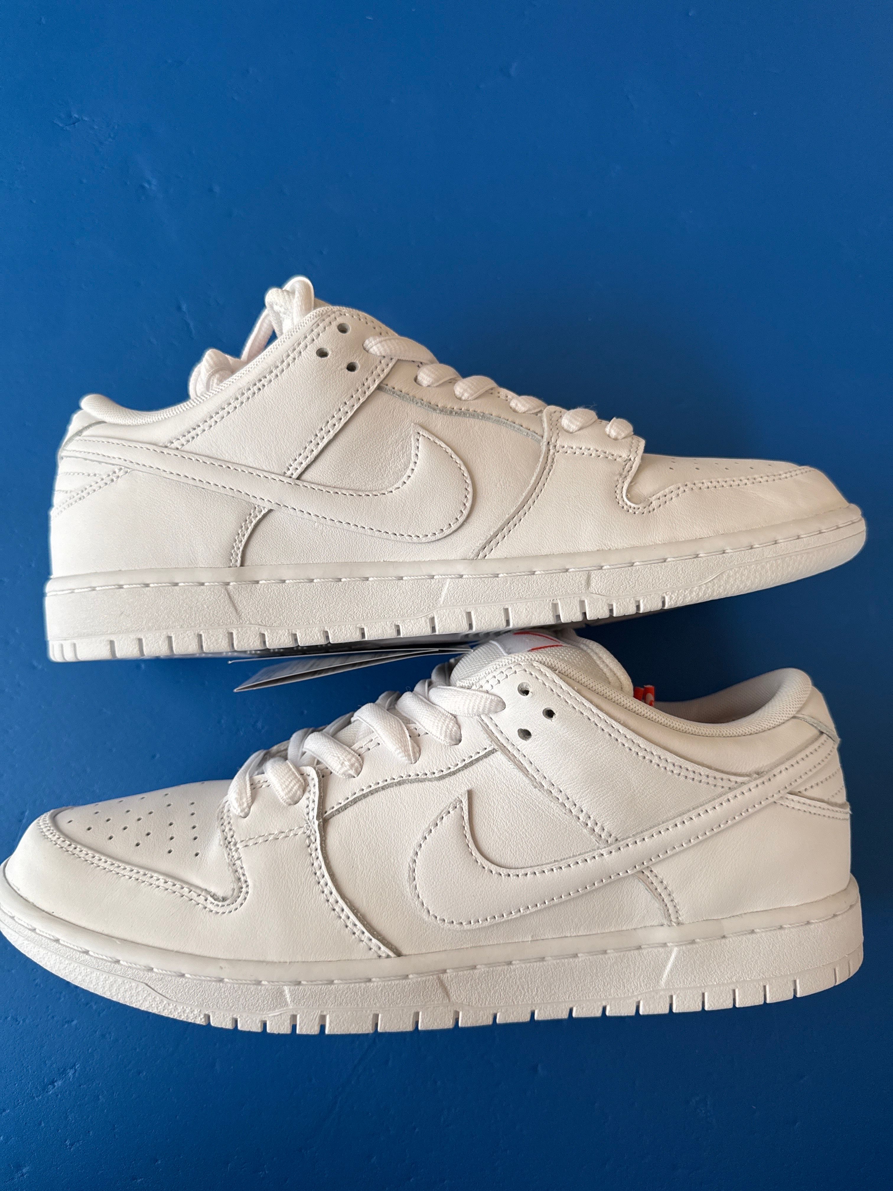 Nike SB Dunk Low Pro ISO "Triple White"